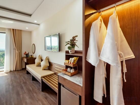 Aura Delight with Garden & Sea View