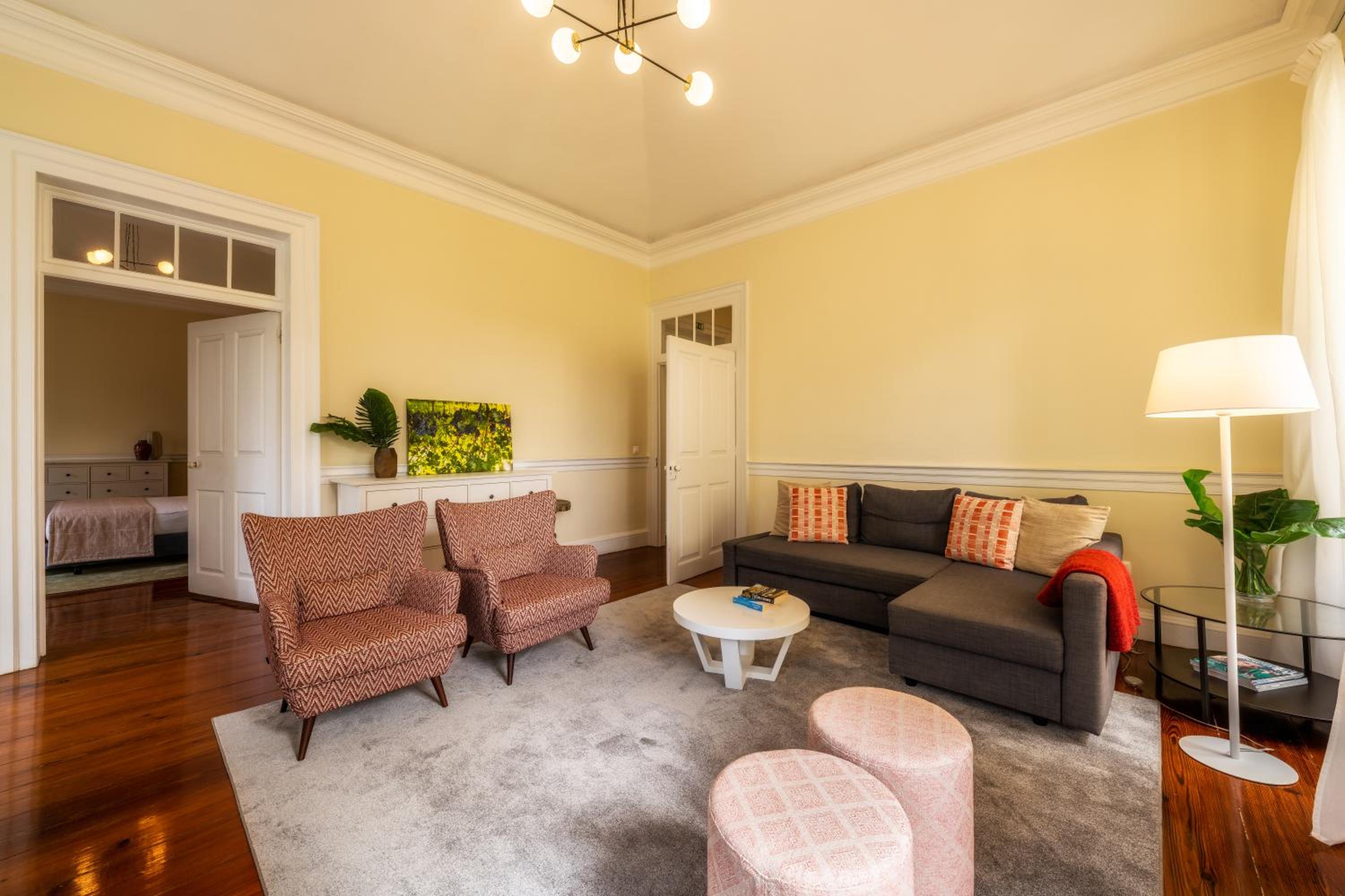 Two-Bedroom Apartment (6 Adults)