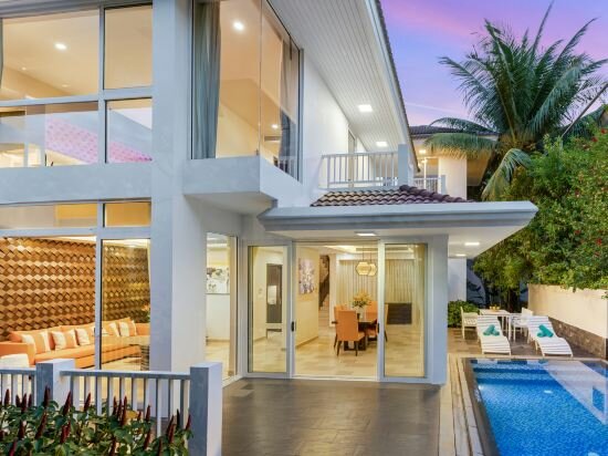 Garden View One Bedroom Villa with Private Swimming Pool