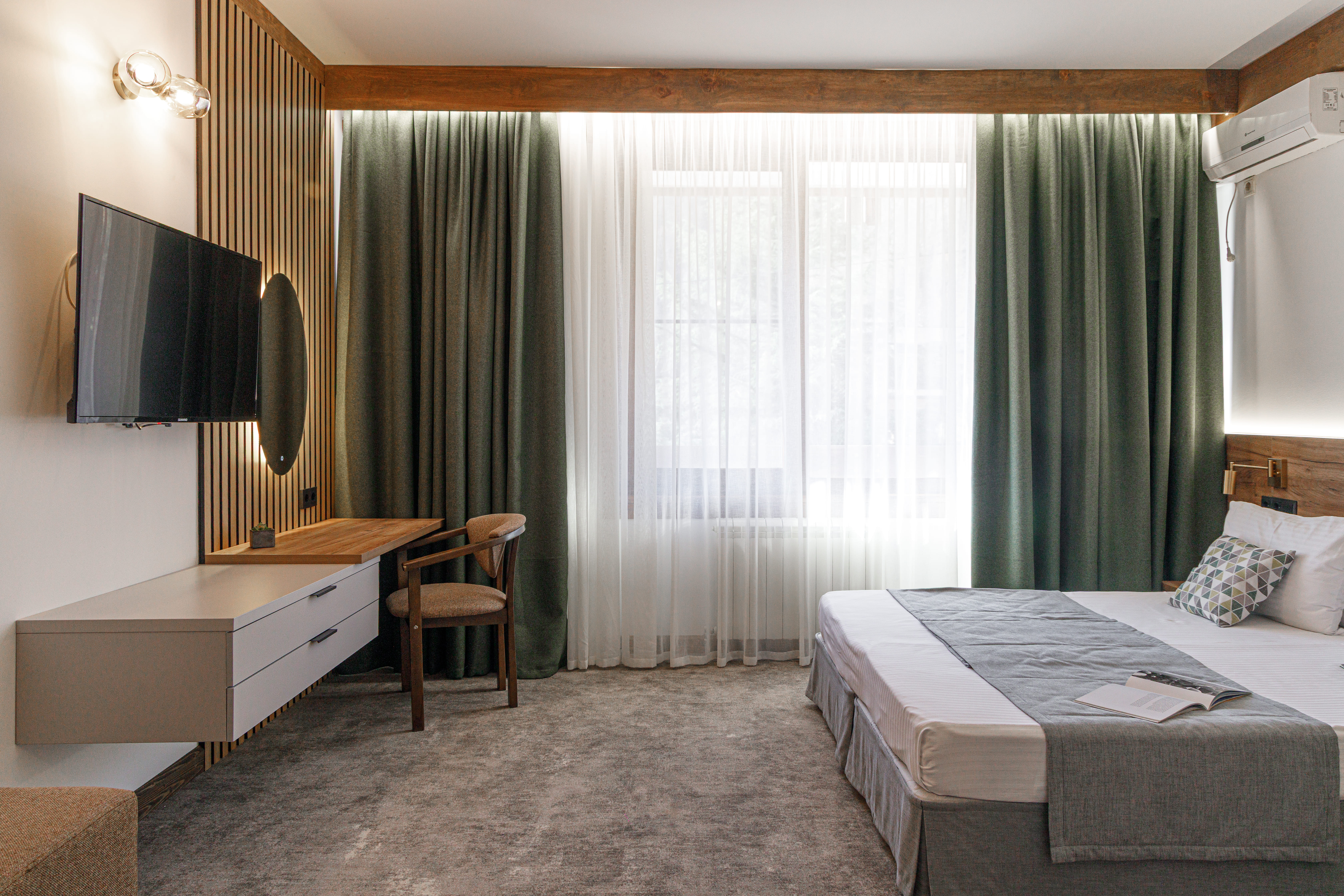 Трехместный номер Делюкс