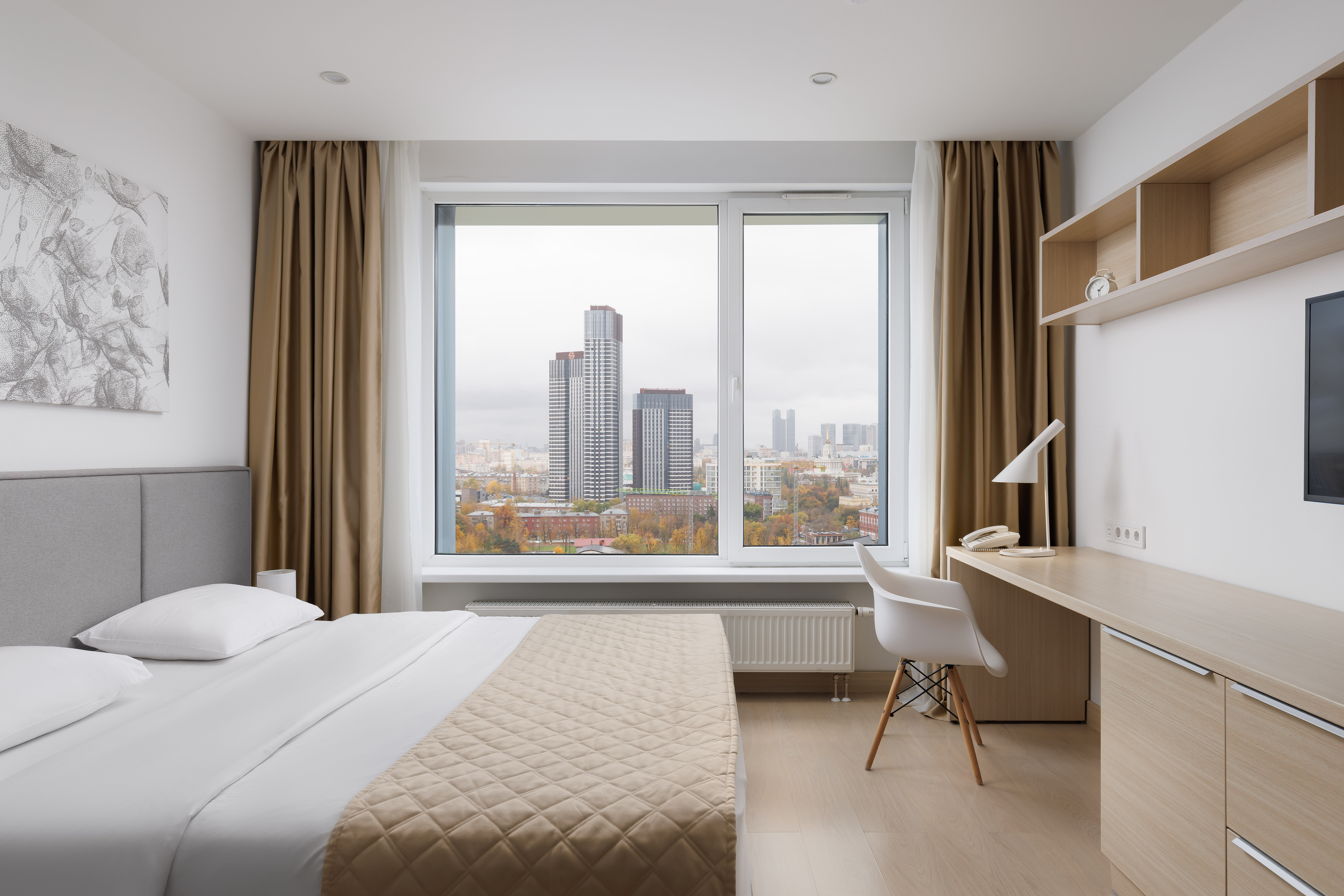 Стандарт с одной большой кроватью (YES Ботаника)