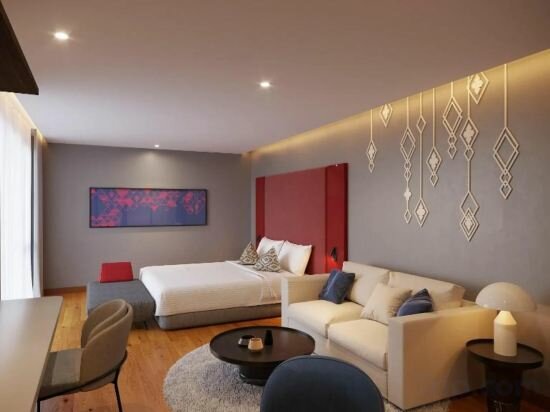 Premium Suite