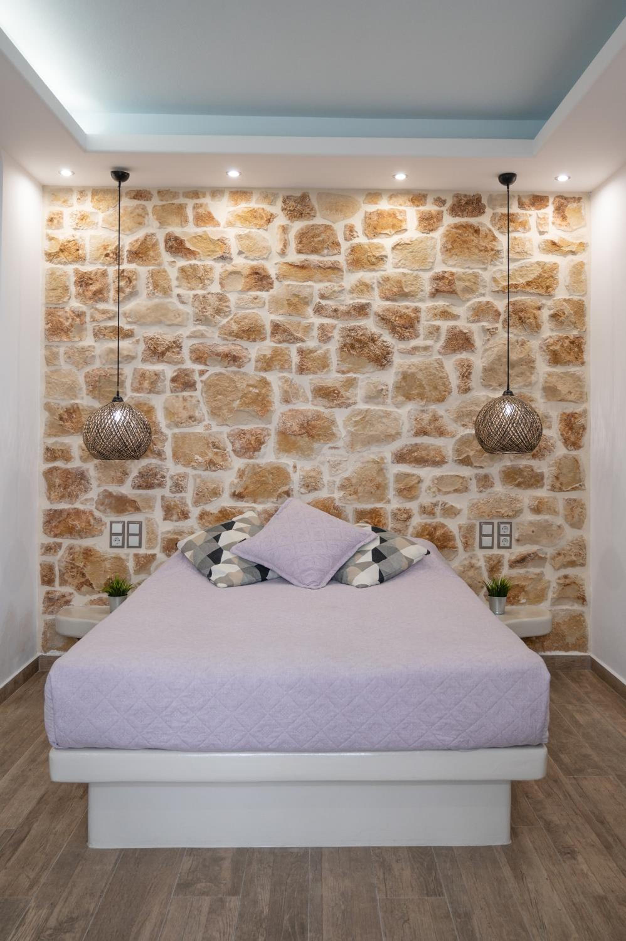 Deluxe Double Room with Shower