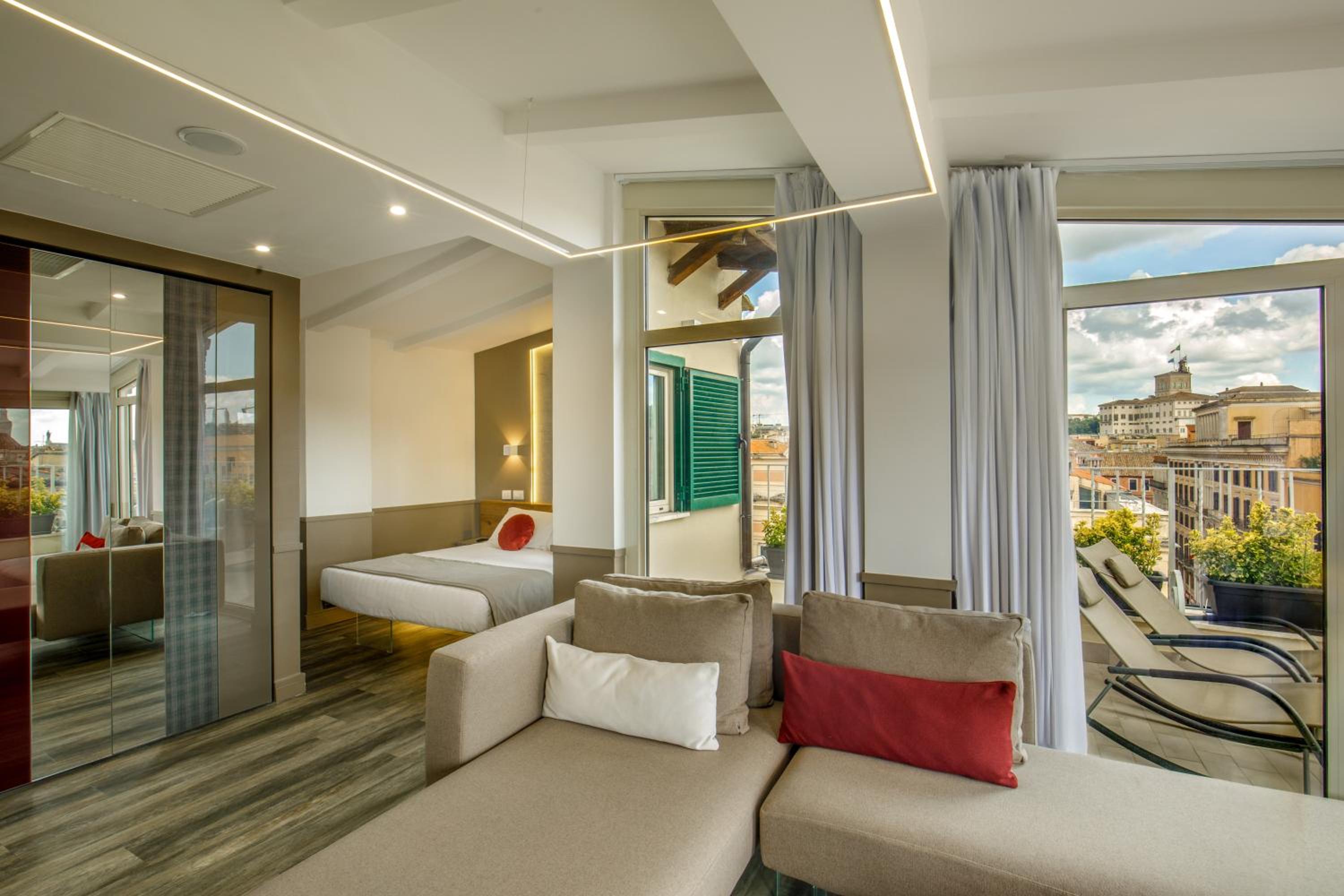 Open-Suite with Terrace