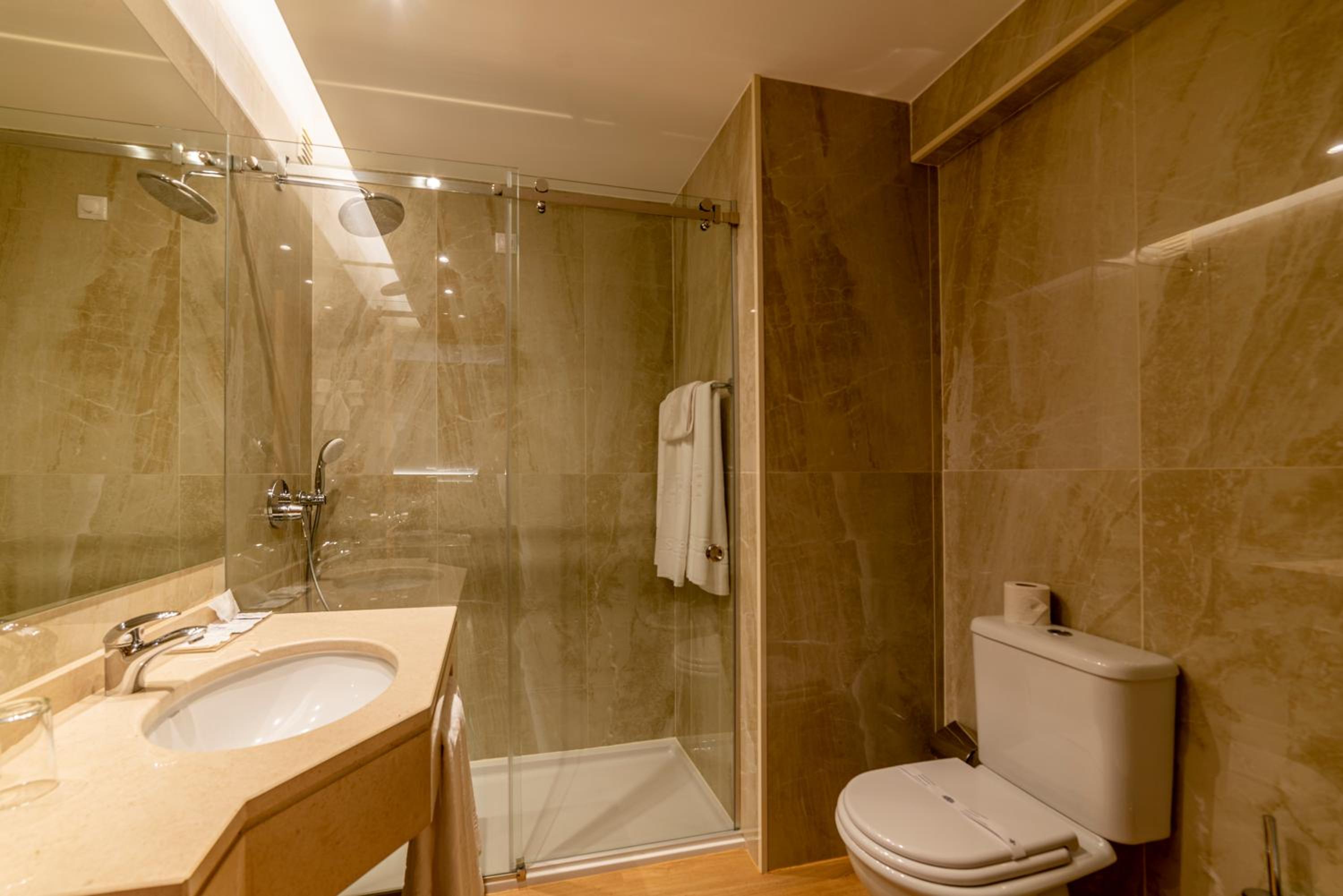 Double Room with Extra Bed (3 Adults)