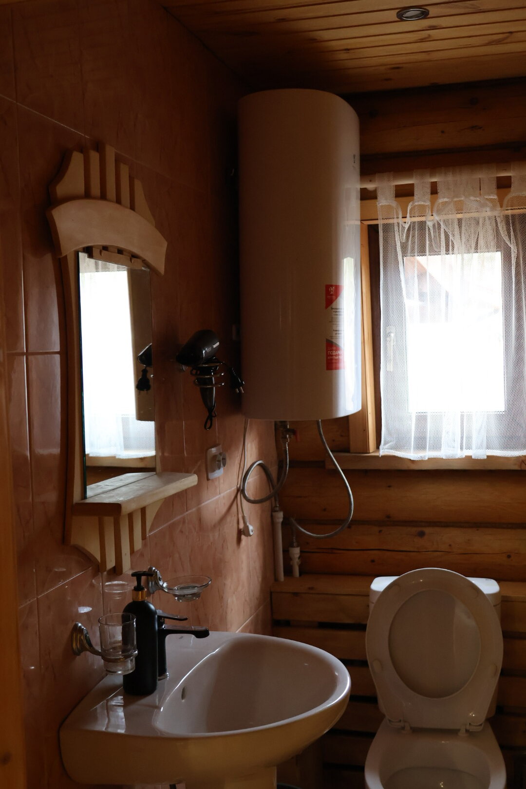 Студя на 1 этаже