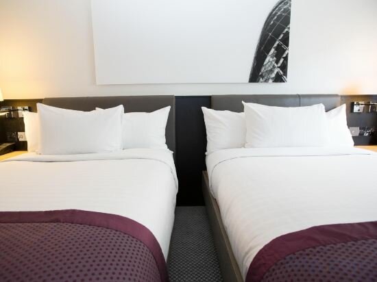 Twin Guest Room