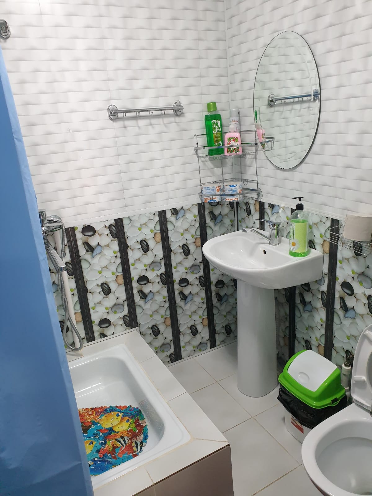 Семейный номер с видом на горы