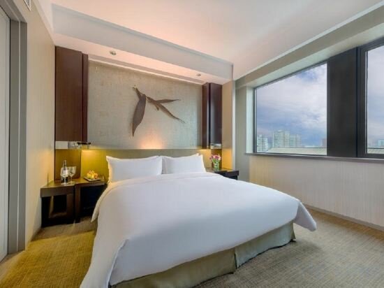 Premier Room-Queen Bed