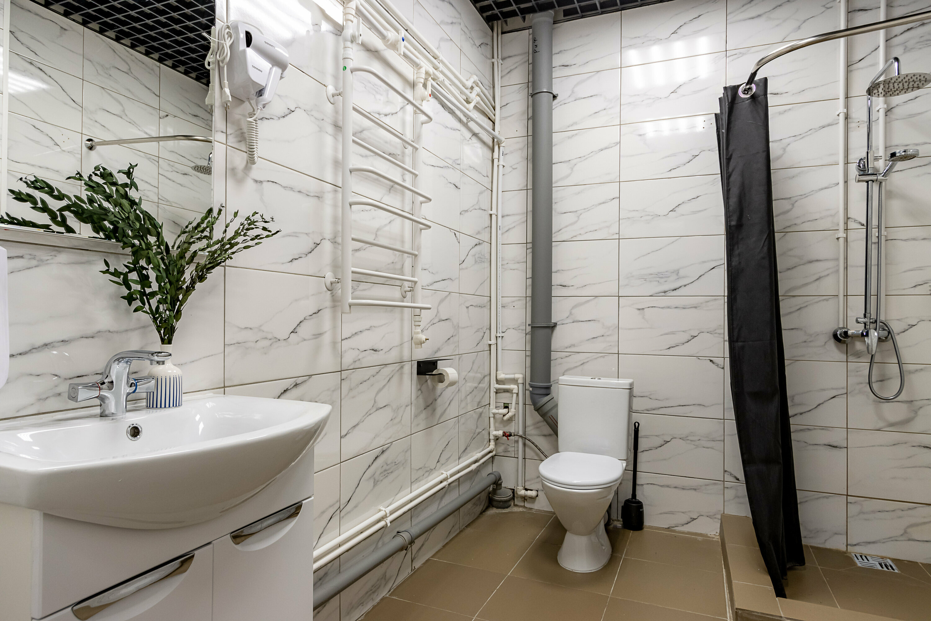 Трёхместный номер с раздельными кроватями