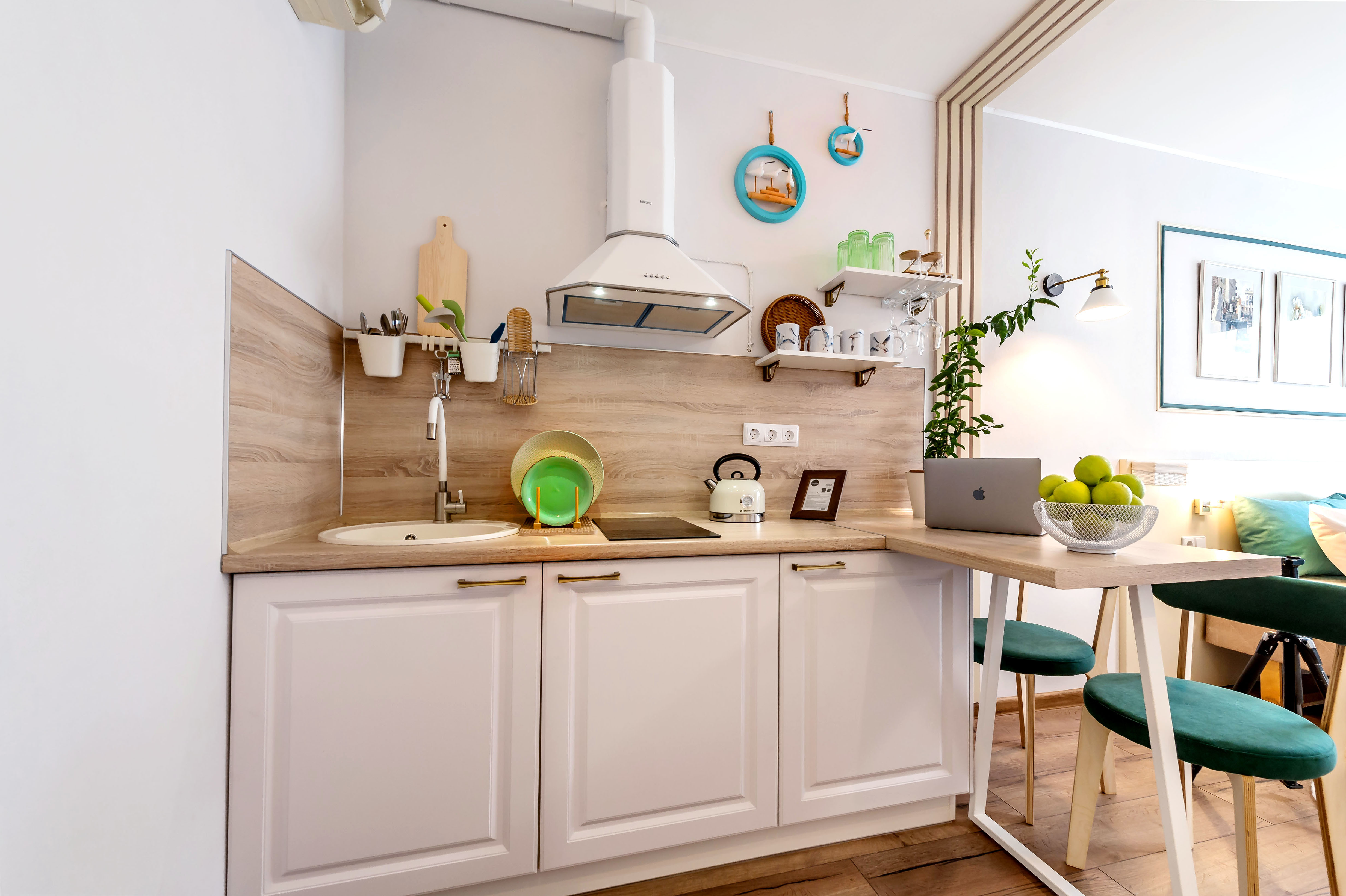 Четырёхместный апартамент с кухней 26м