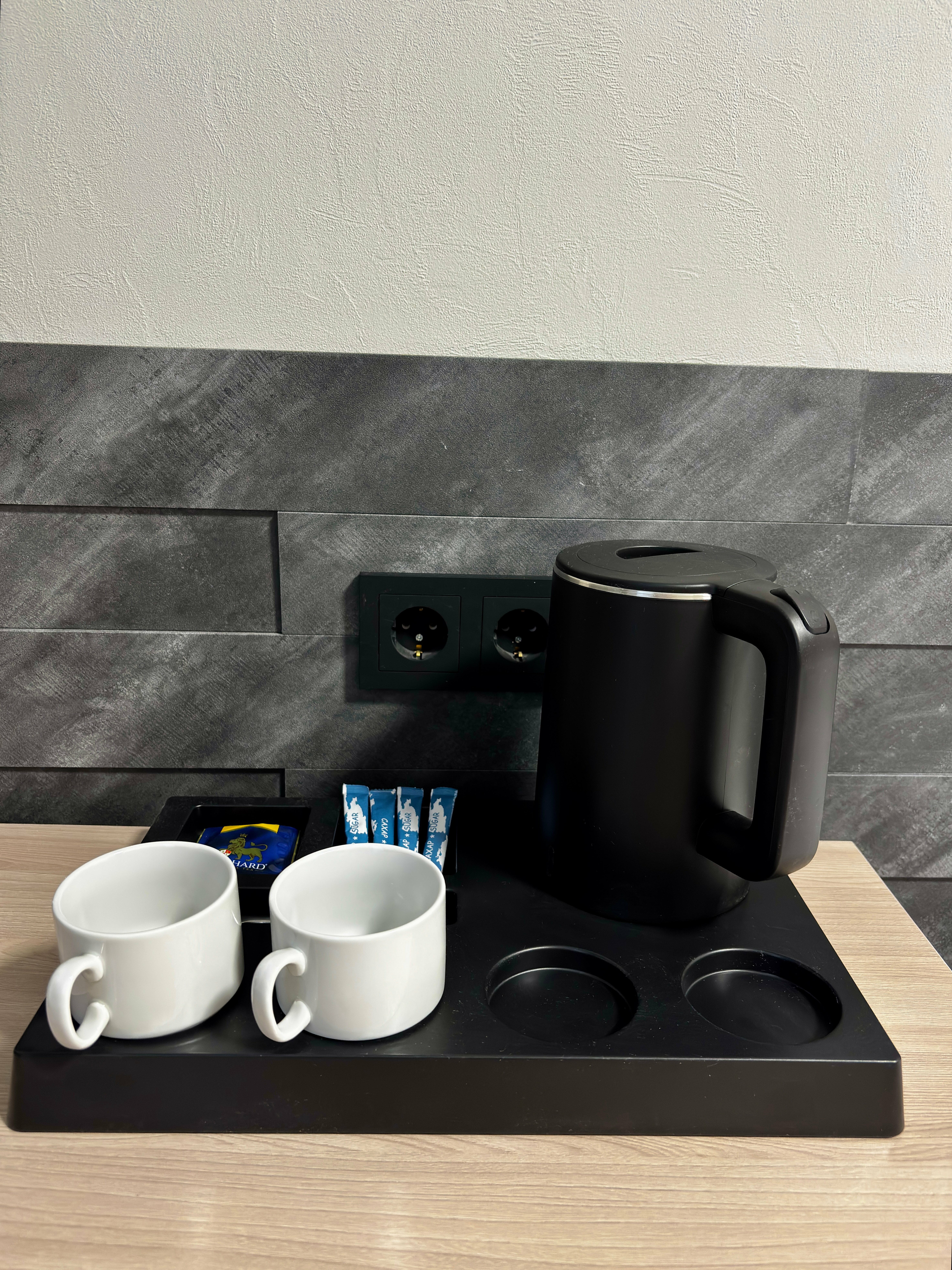 Улучшенный двухместный номер с 2 отдельными кроватями