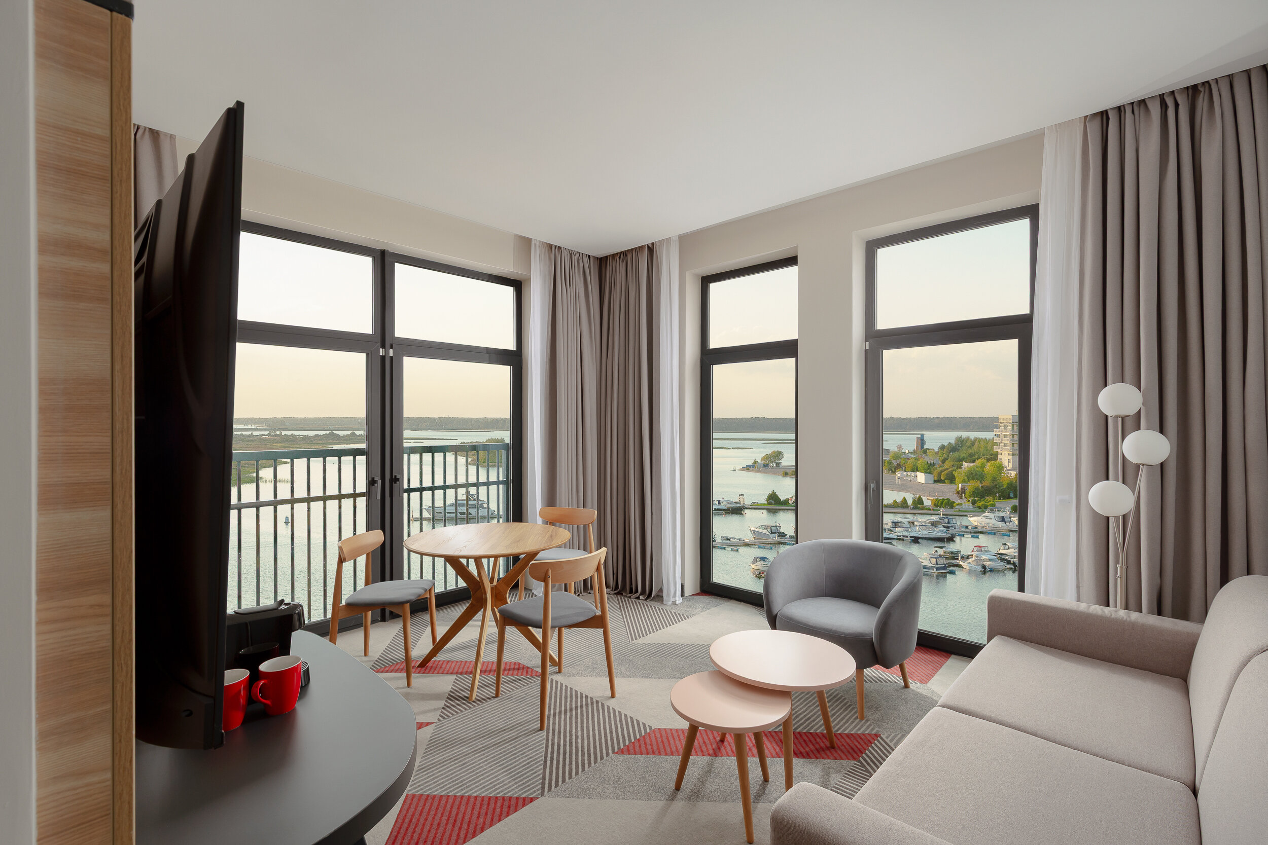 Люкс с видом на бухту