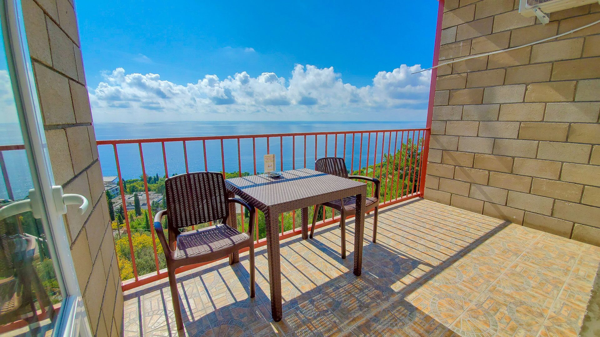 Двухместный однокомнатный люкс с кухней и видом на море