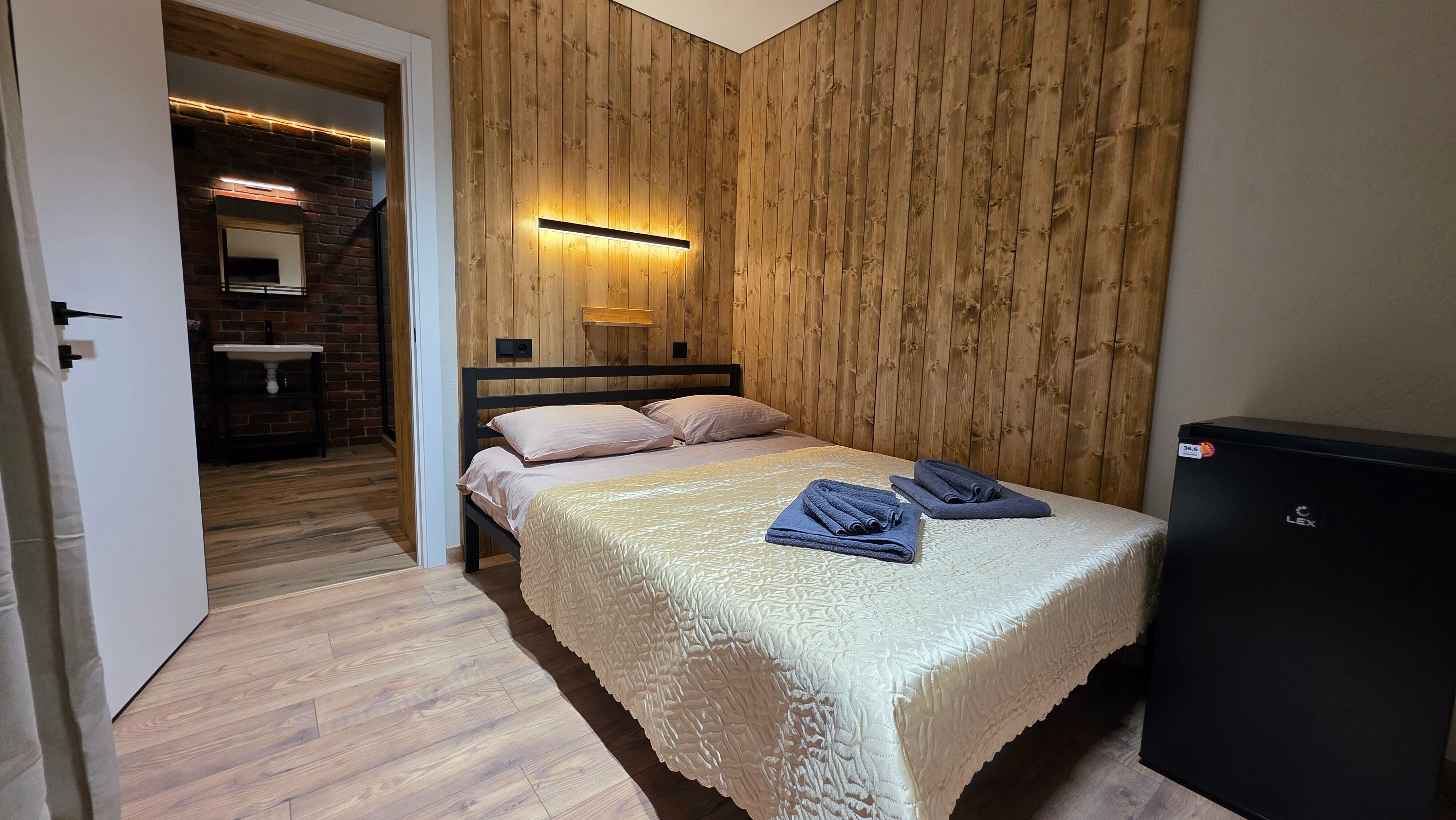 Двухместный номер с 1 кроватью и собственной ванной комнатой