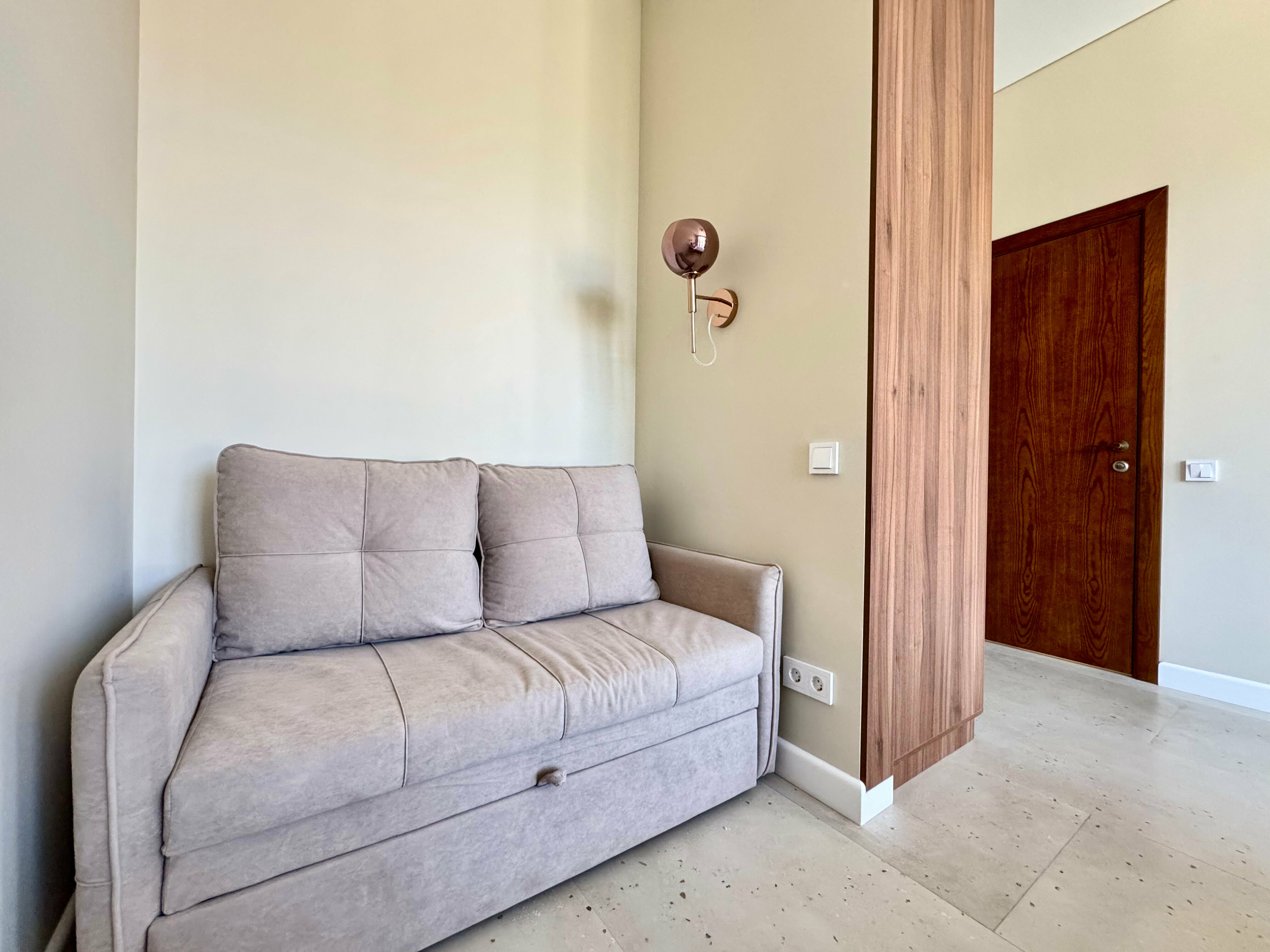 Апартамент в комплексе с бассейном