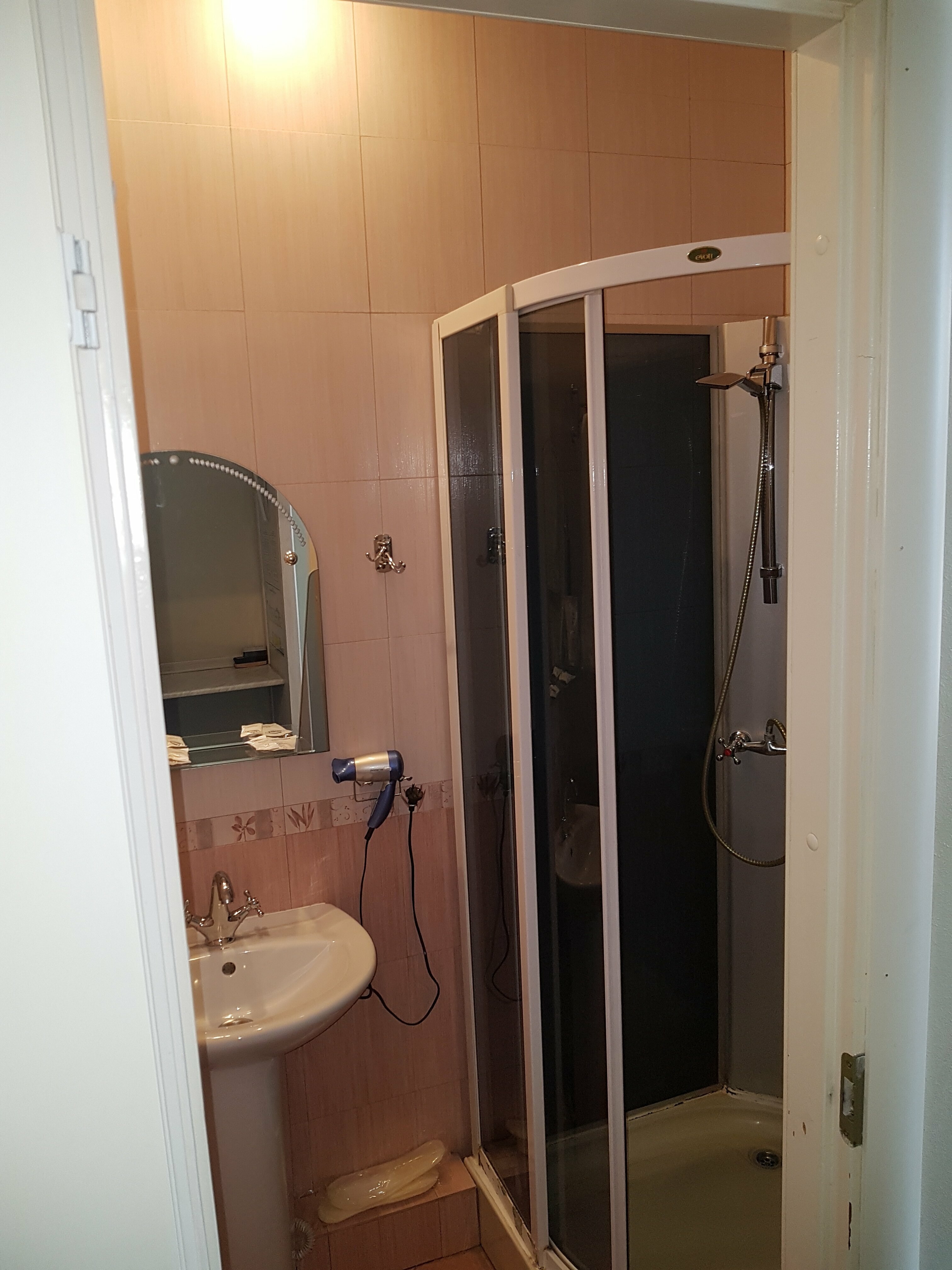 Двухместный с 2 отдельными кроватями №5