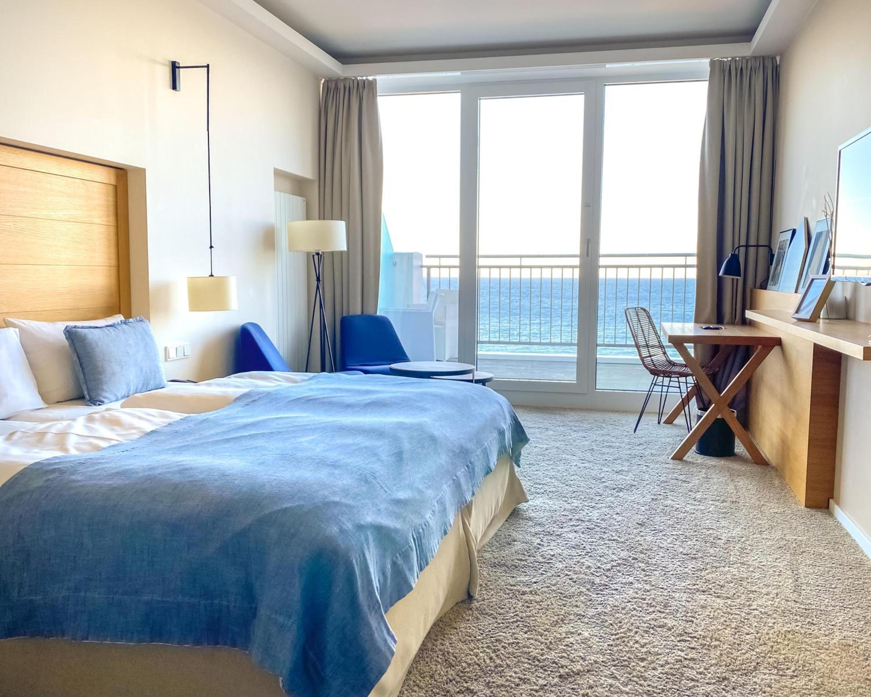 Sea Luxury Double Room with Balcony and Sea View (no pets)