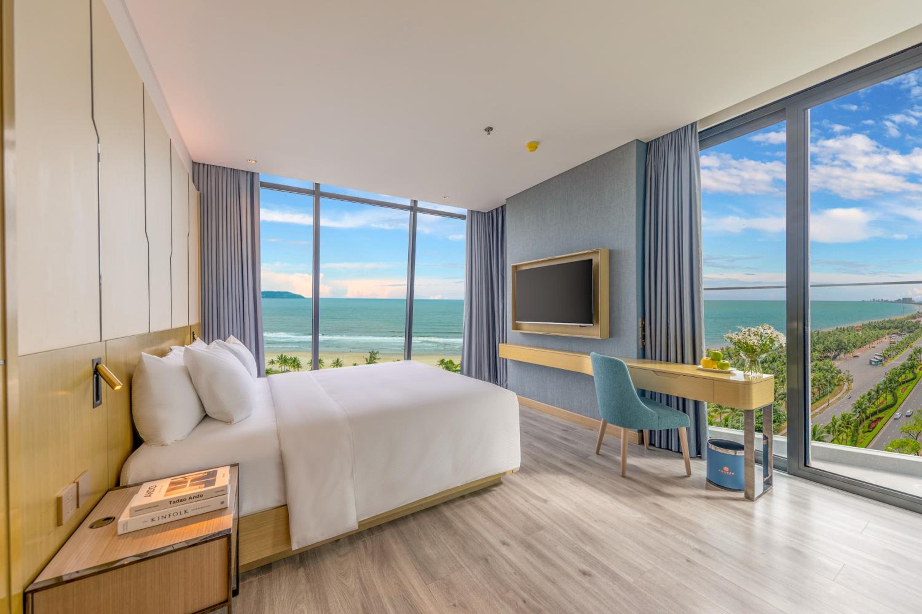 Two-Bedroom Suite with Ocean Front View