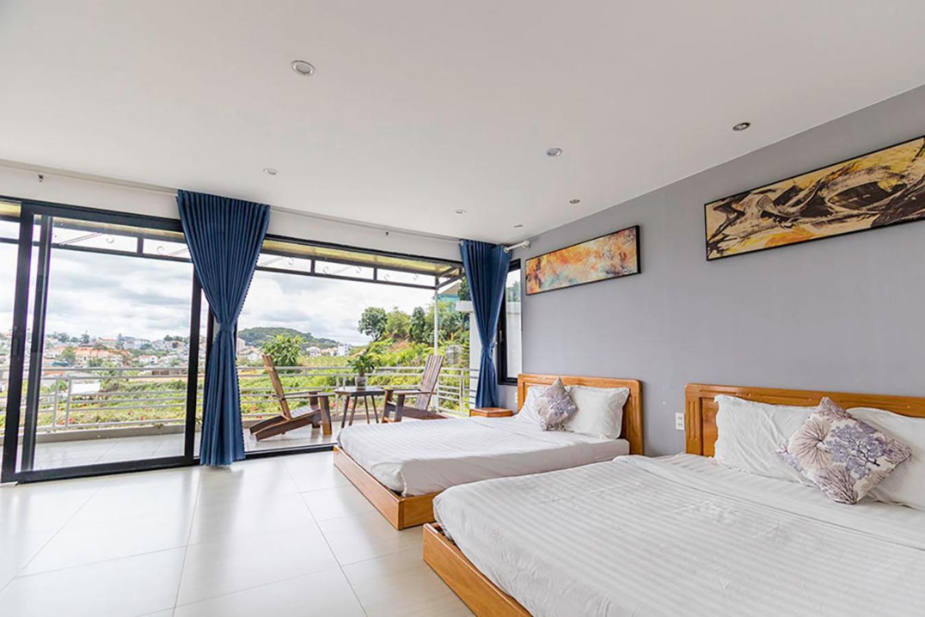 Quadruple Room with Mountain View