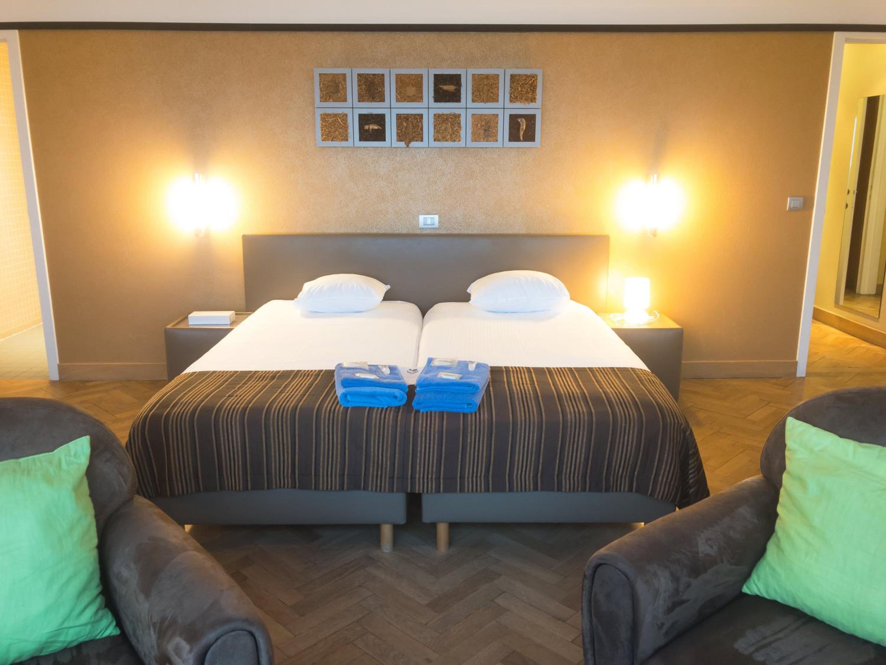 Deluxe Twin Room with Sea View