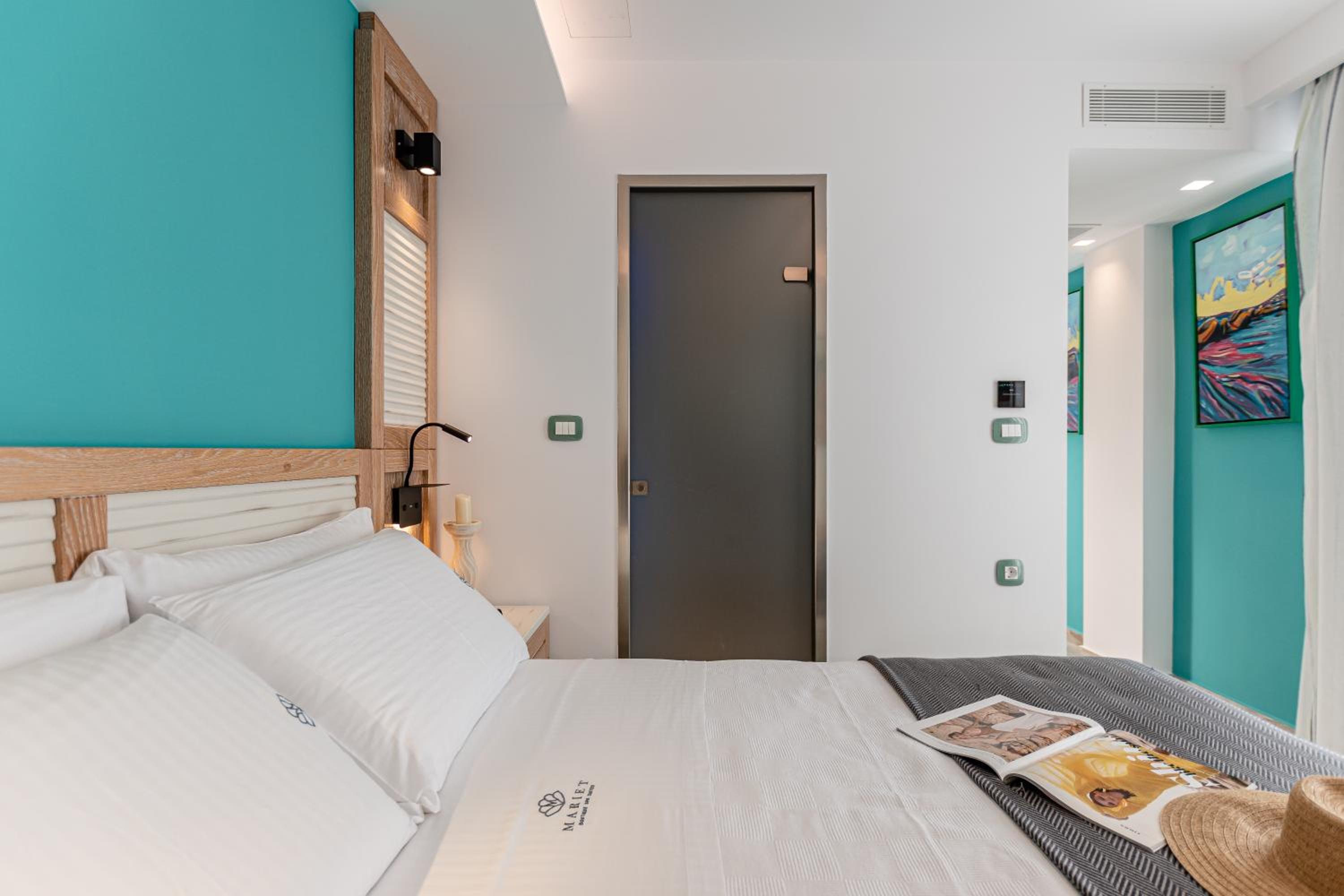 Deluxe Suite with Sea View