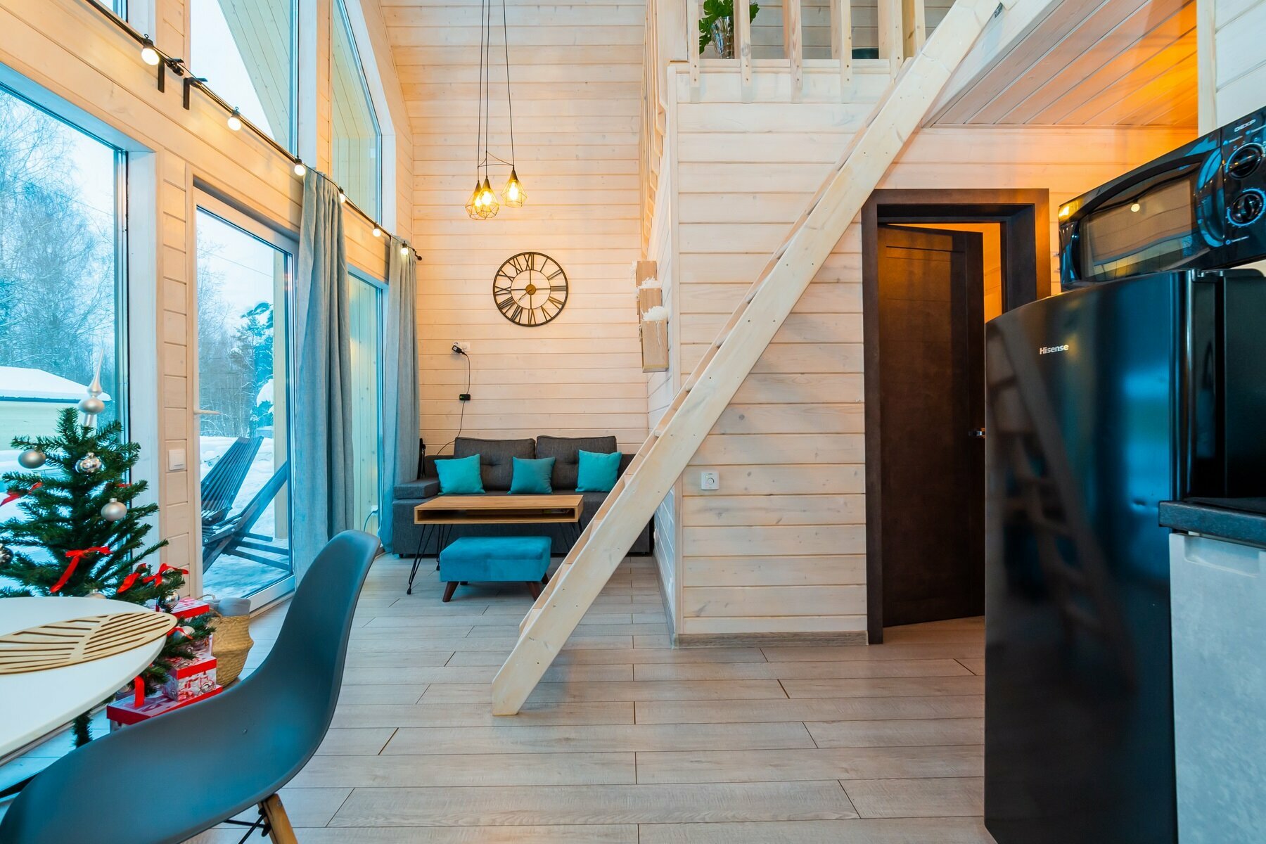 Коттедж с видом на лес