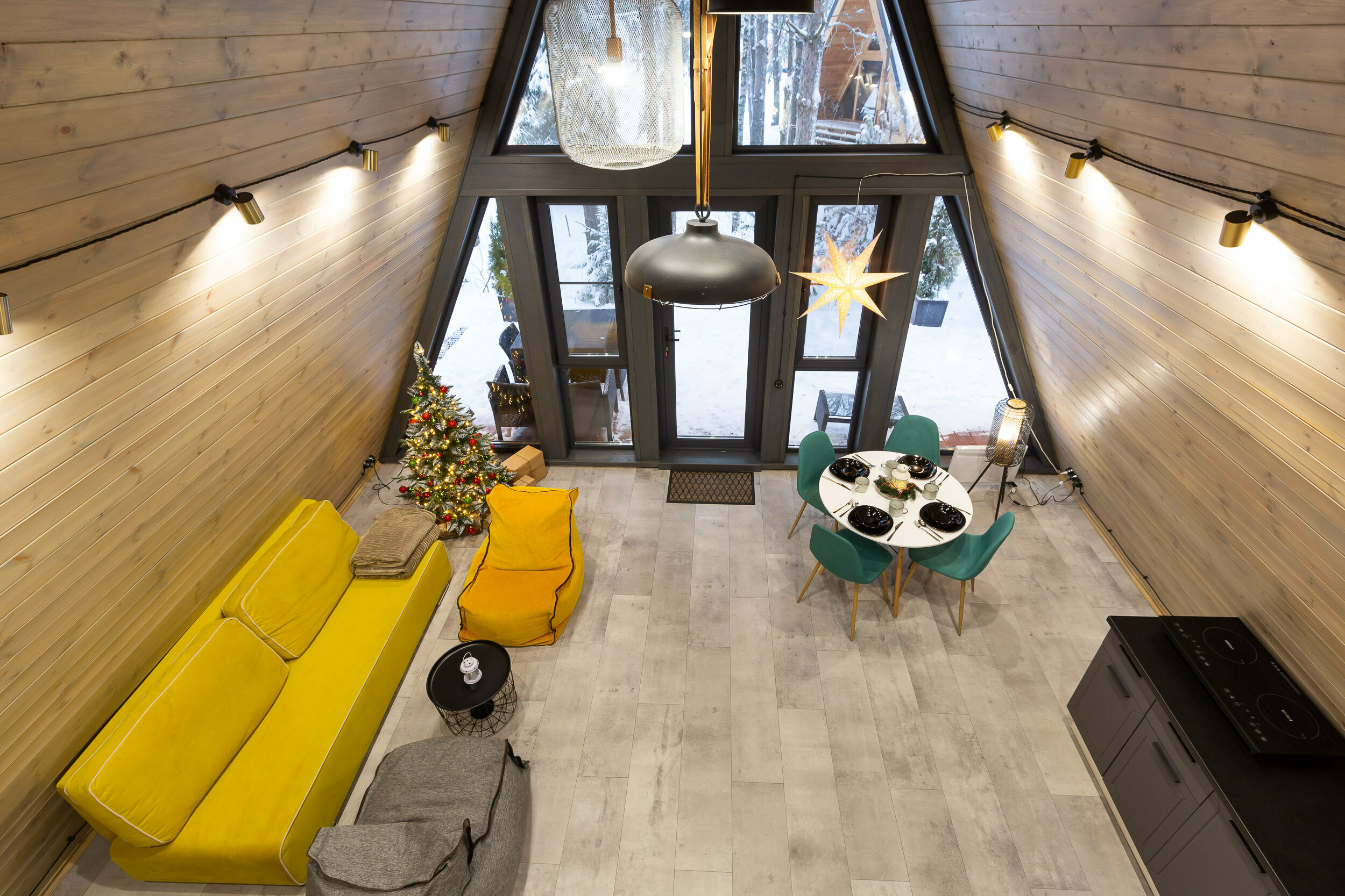 Коттедж с видом на лес