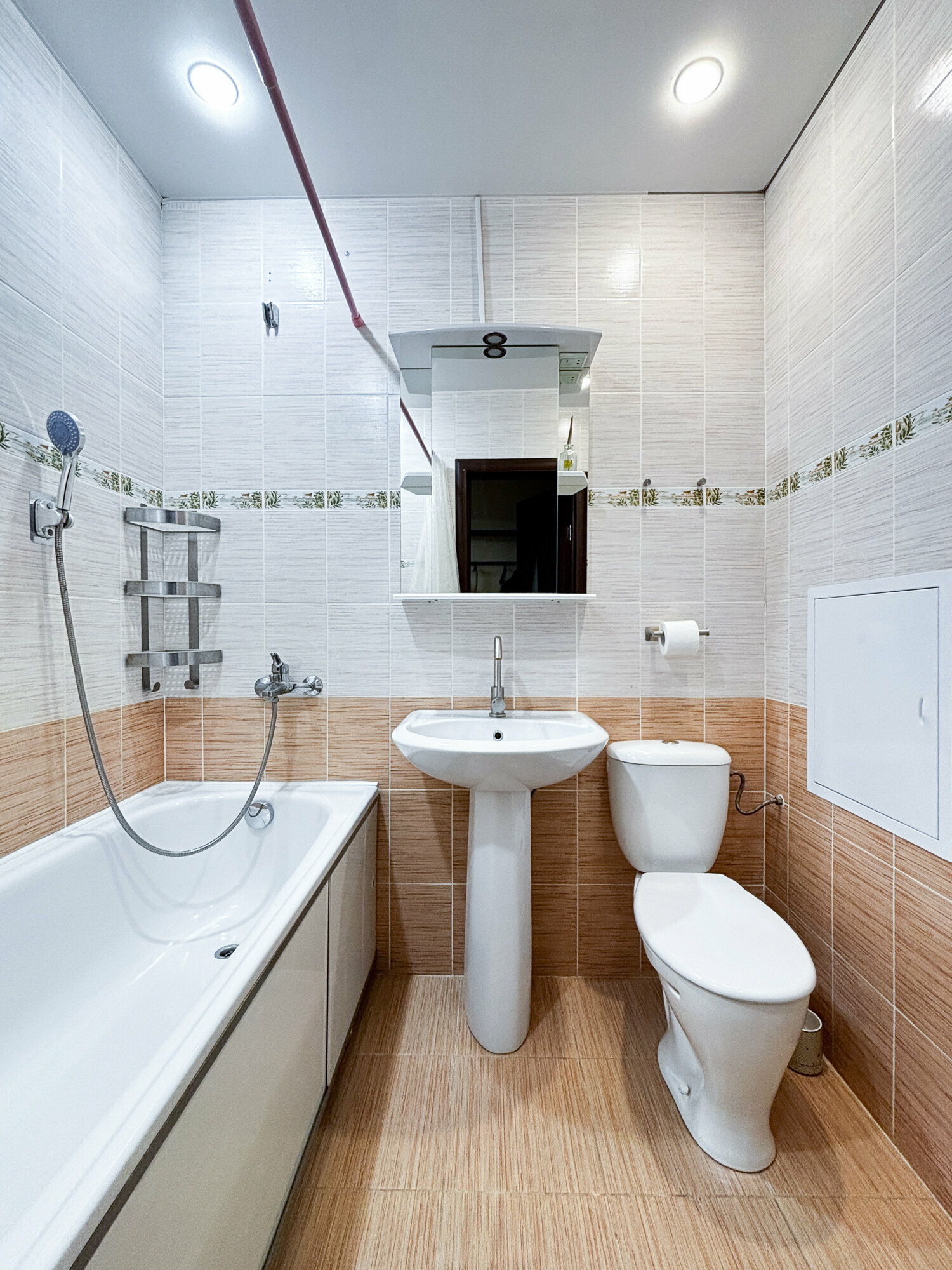 Номер-студия с кроватью размера "king-size" и диван-кроватью