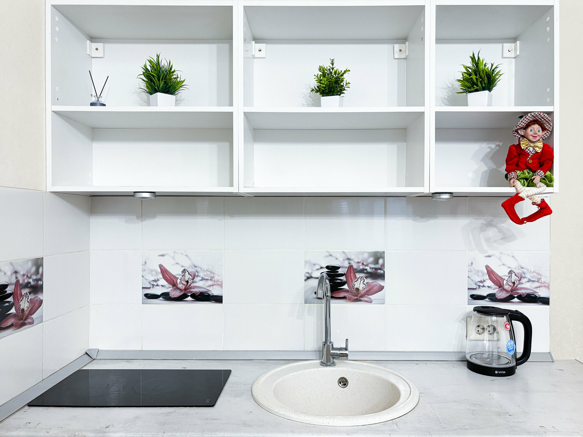 Номер-студия с кроватью размера "king-size" и диван-кроватью