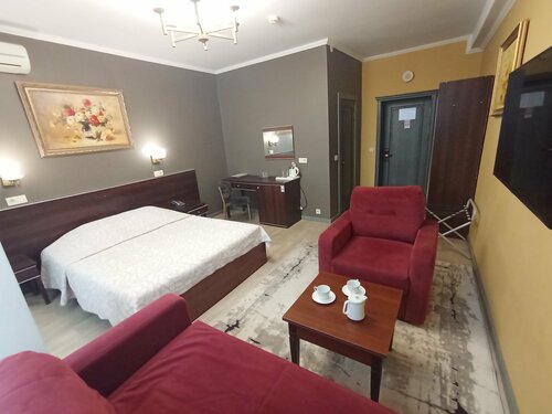 Номер с кроватью размера «queen-size»