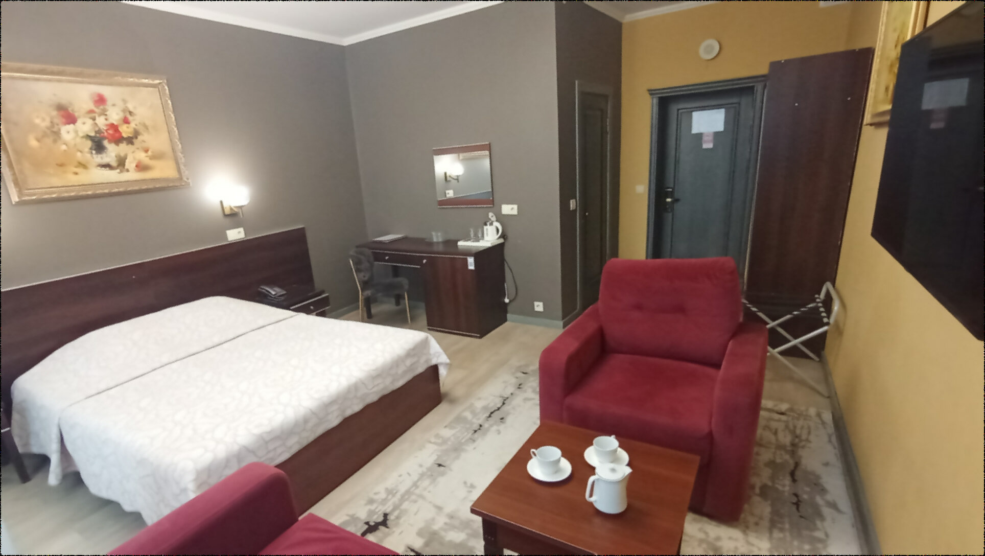 Номер с кроватью размера «queen-size»