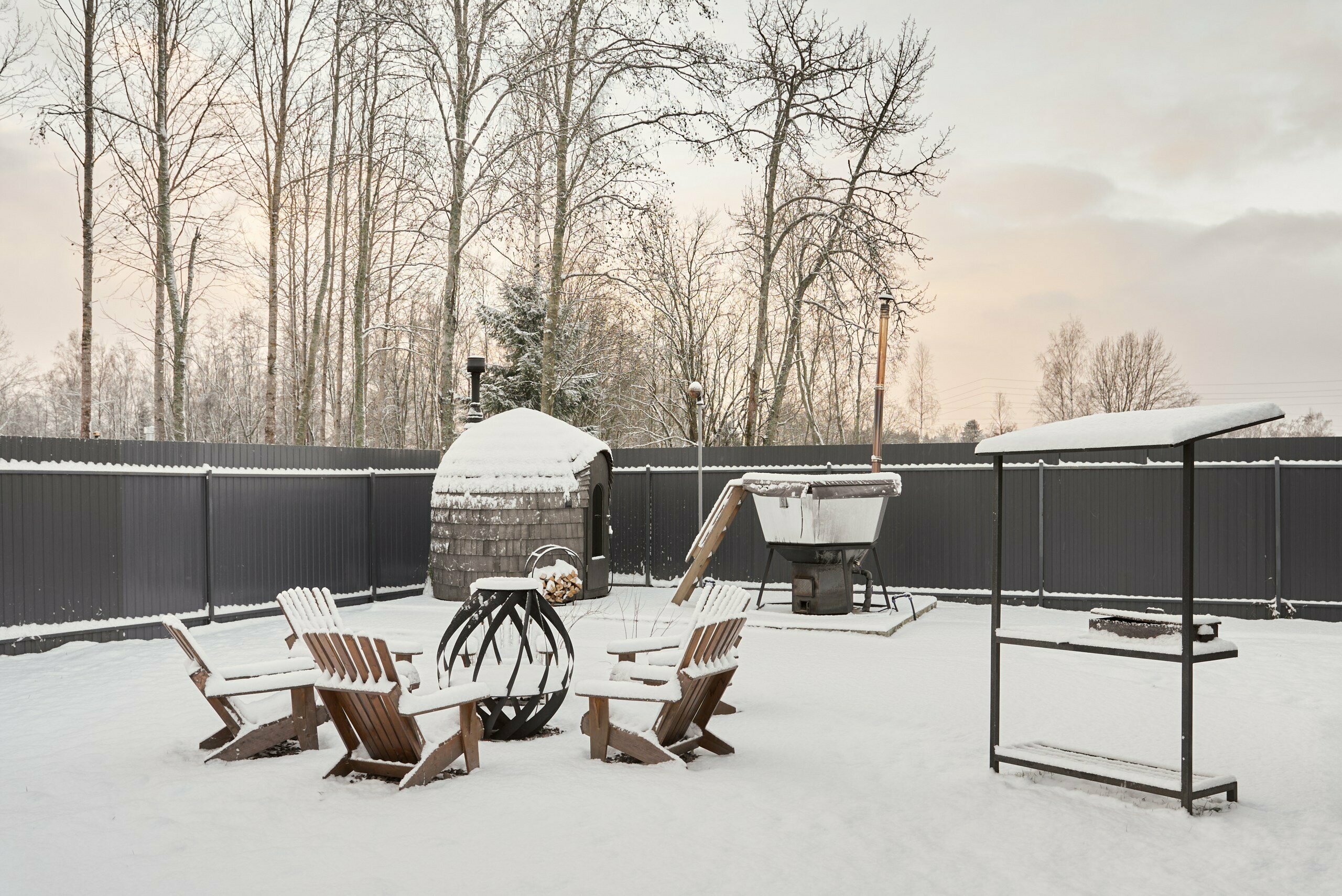 Коттедж с одной спальней чаном и баней (растопка чана и бани не включена в стоимость)