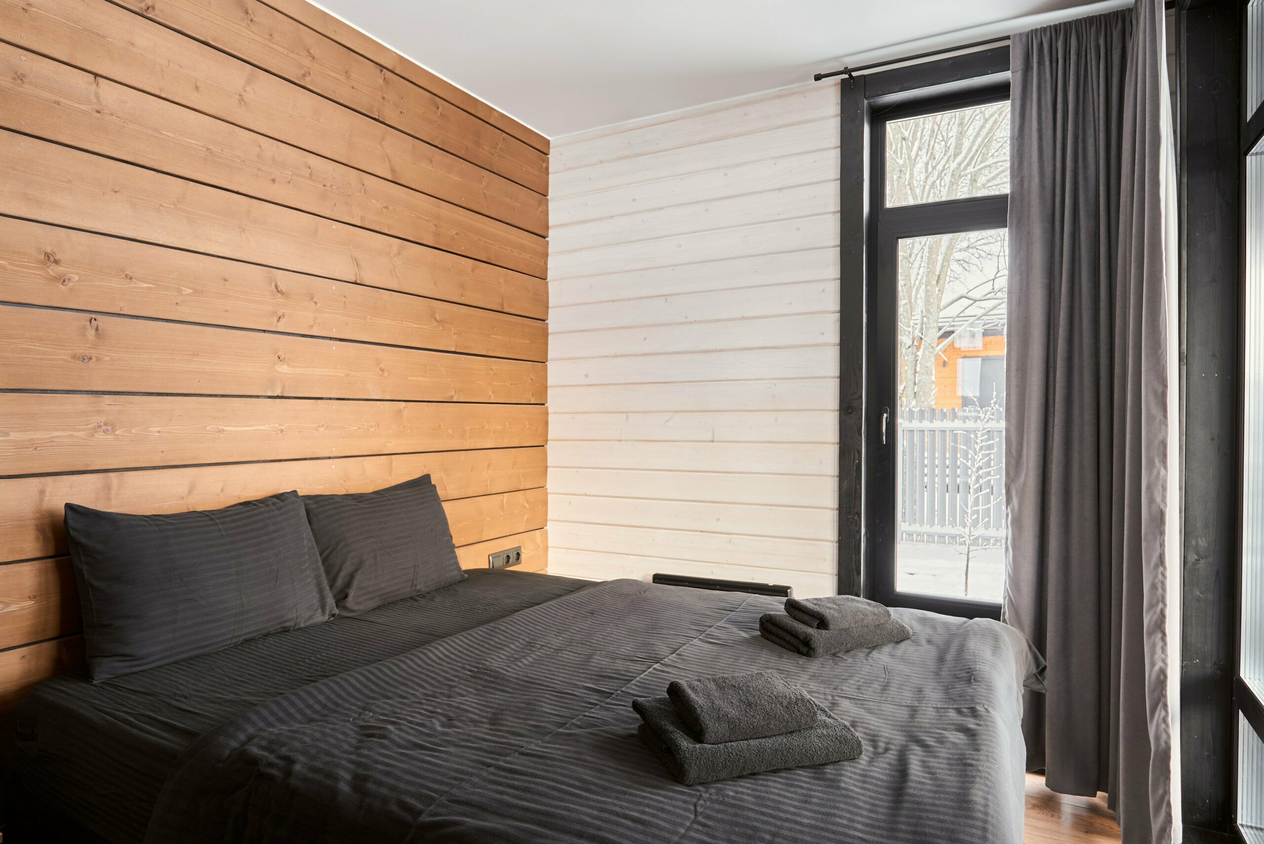 Коттедж с одной спальней чаном и баней (растопка чана и бани не включена в стоимость)