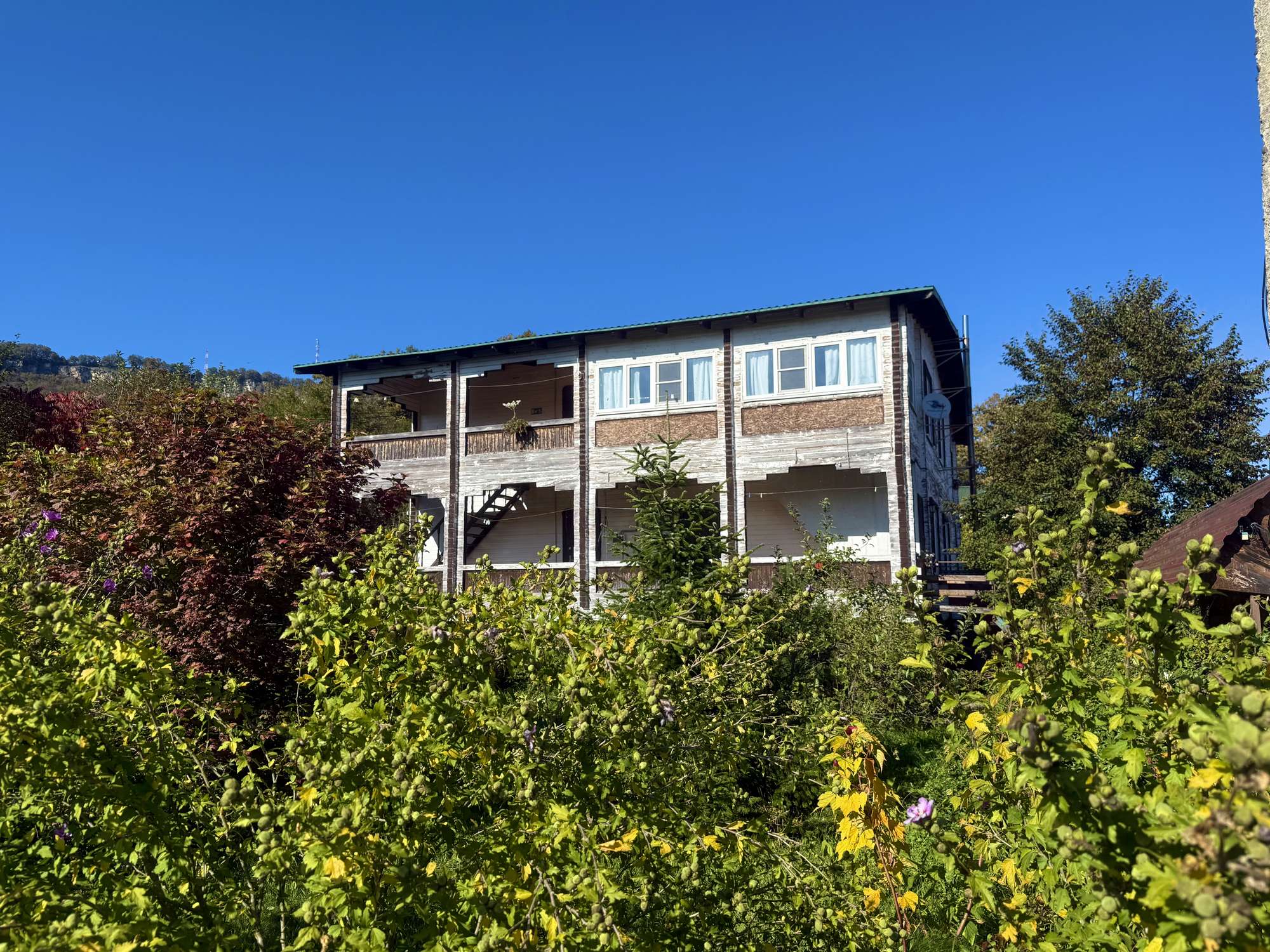 Трехместный номер  с кухней корпус Б - Тхач