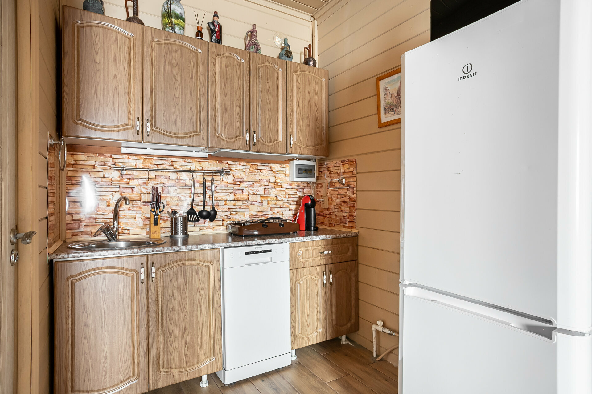 Большой Коттедж с камином и баней №2