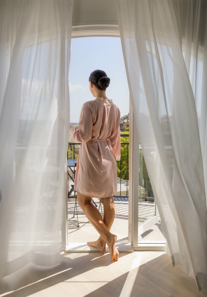 Classic Room, 1 King Bed, Balcony (Bayside)