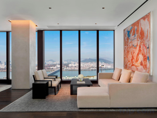 Ambassador Suite