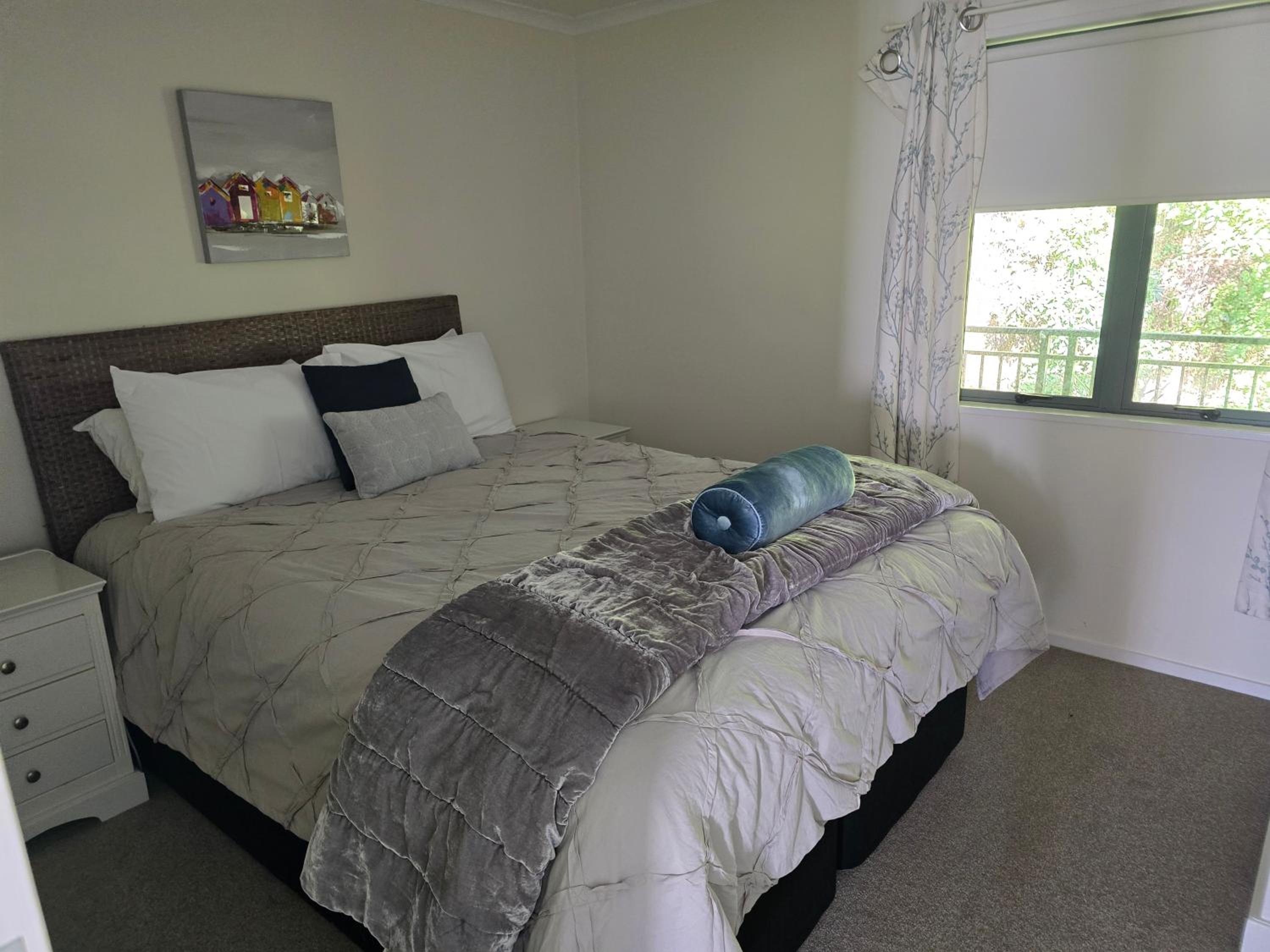 Two-Bedroom Deluxe Apartment with Ocean View
