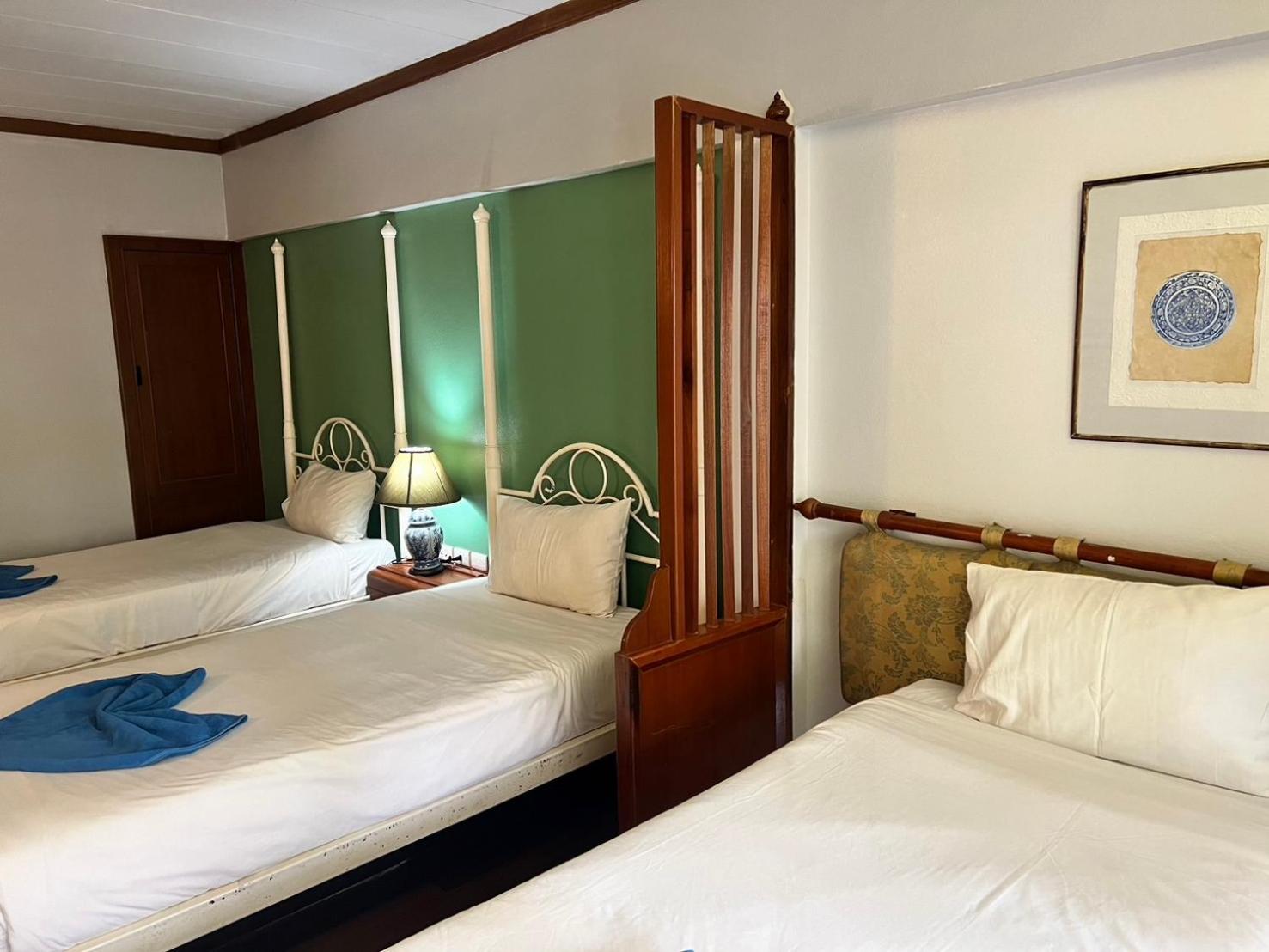 Triple Room with Balcony