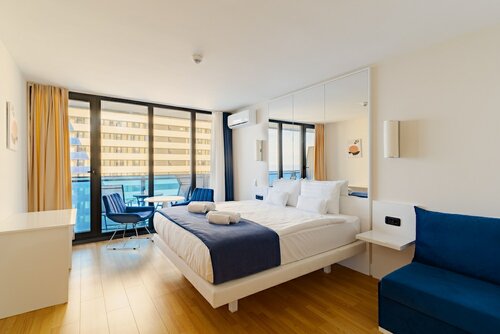 Standard Triple Room в Orbi City Hotel Sea View