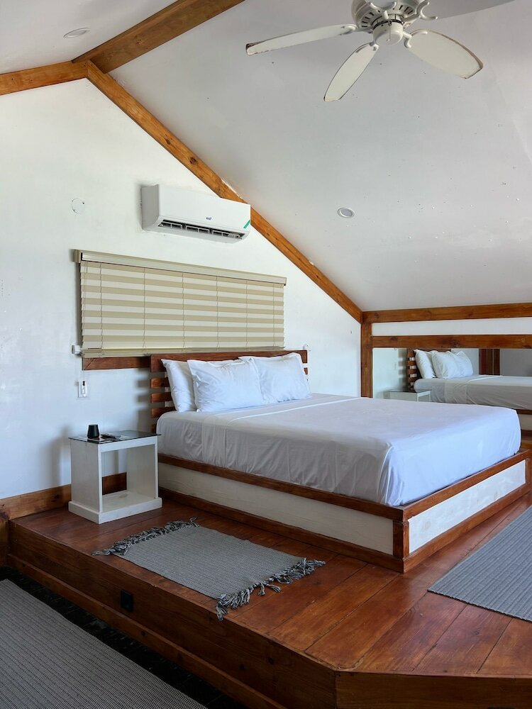 Honeymoon Cabin, 1 King Bed