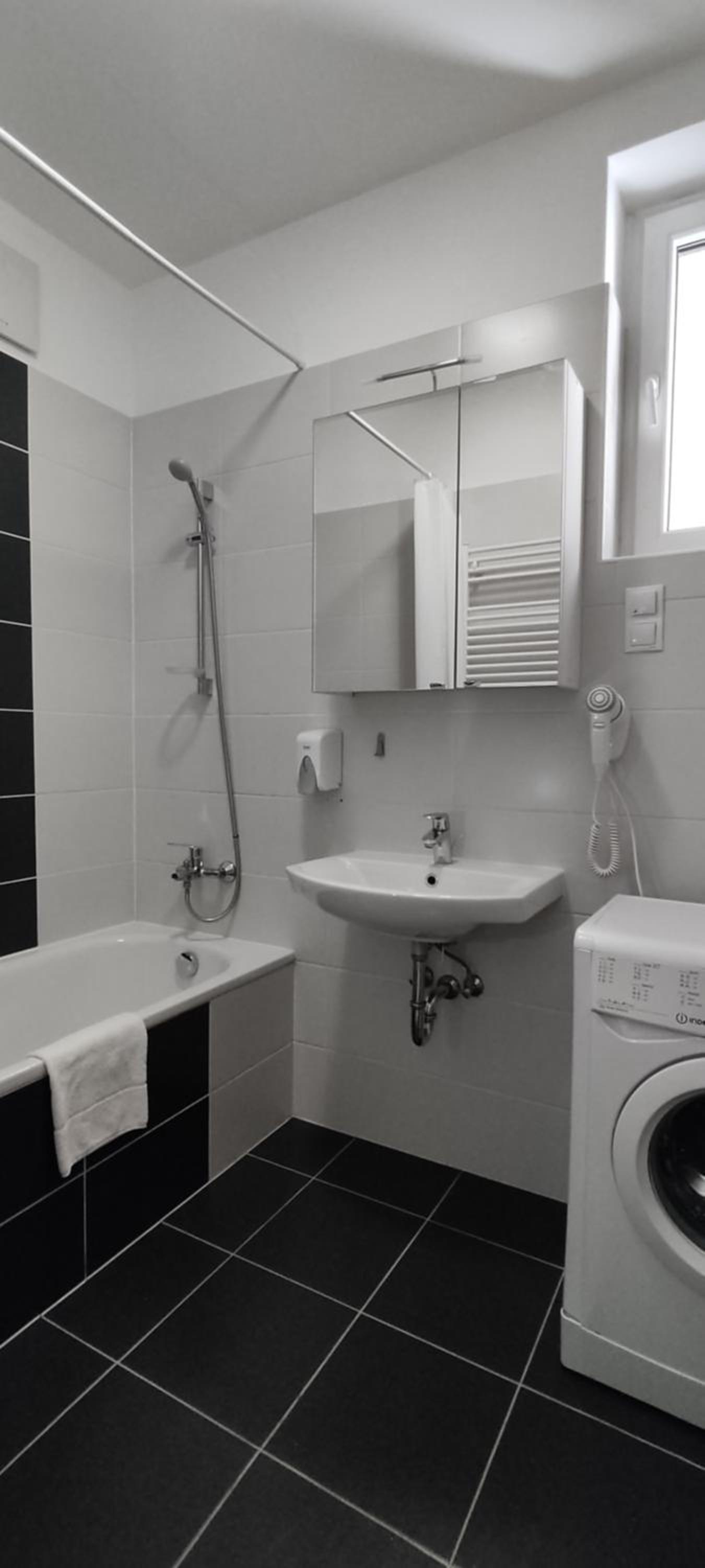 One-Bedroom Apartment for 1-2 people