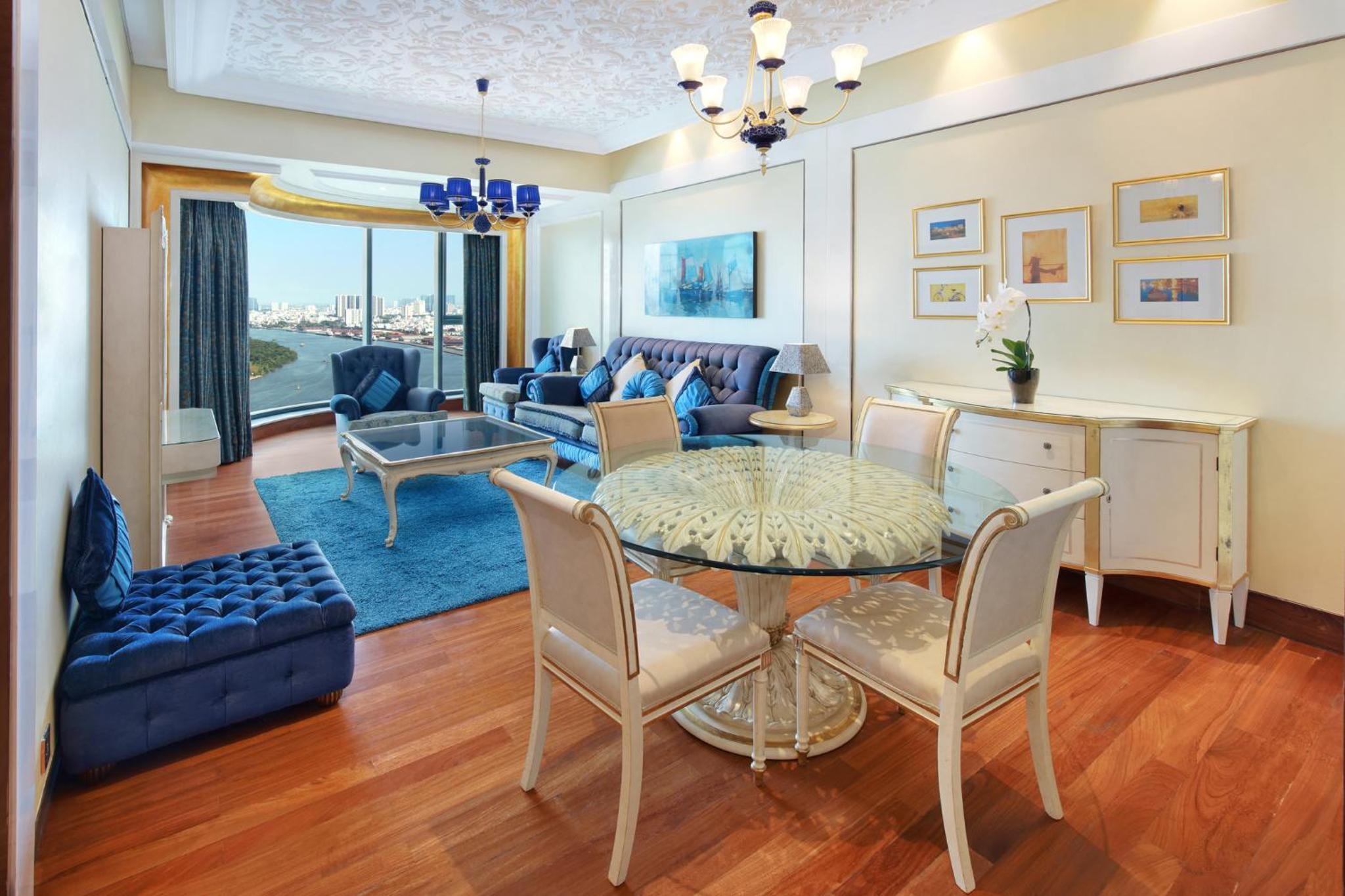 One-Bedroom Premier (Modern or Classic Style)