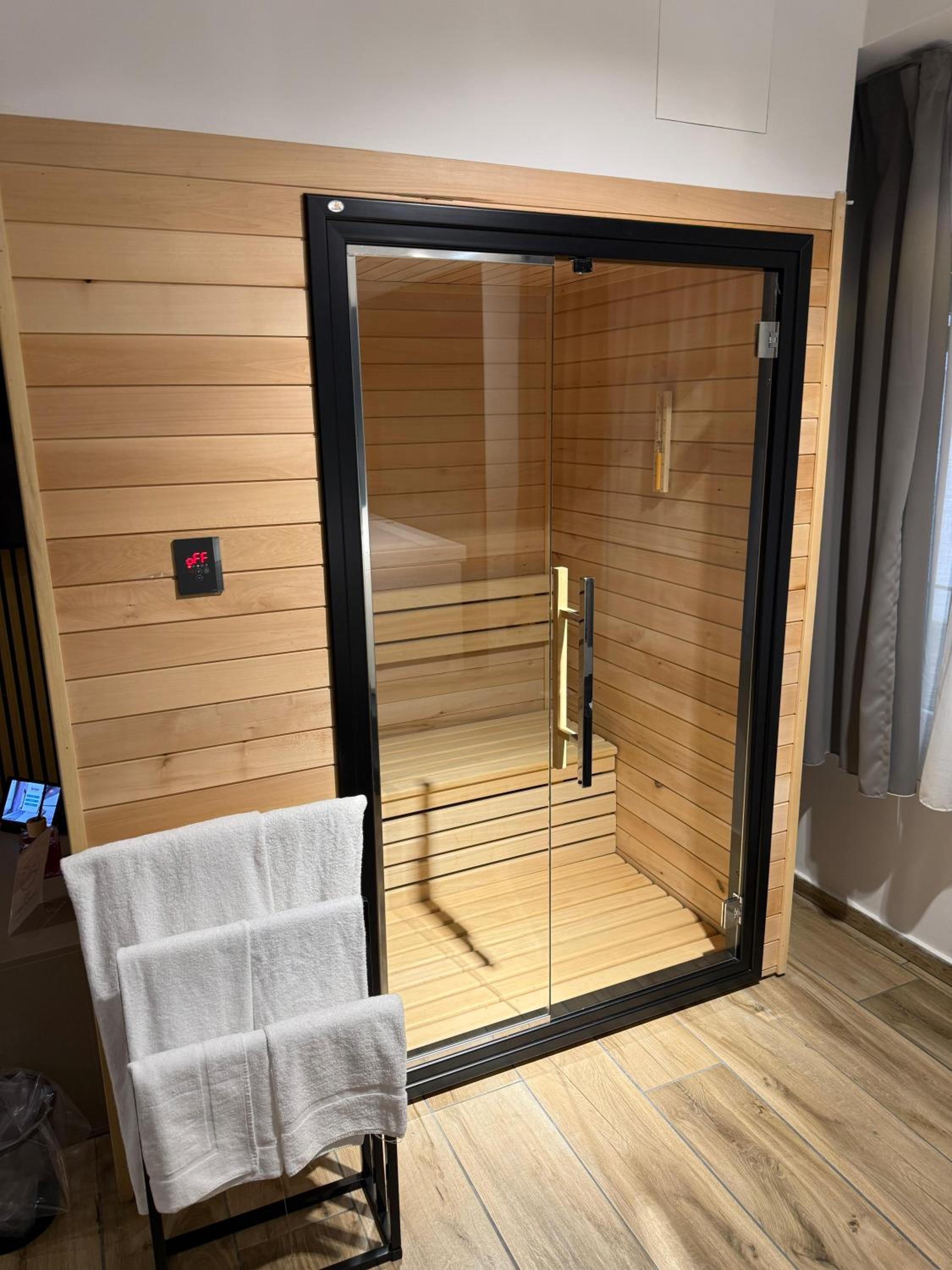 Junior Suite with Sauna