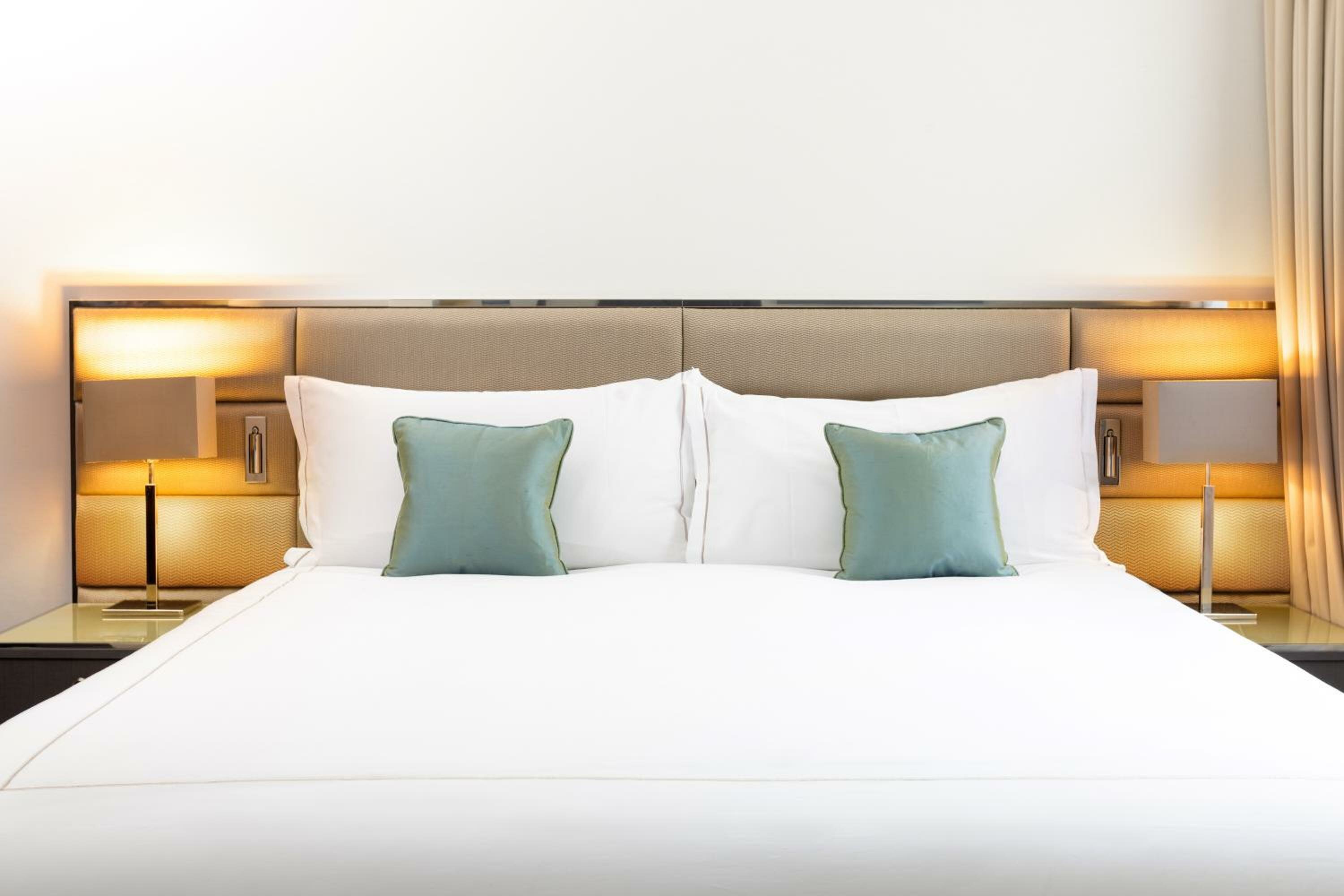 2 Interconnecting One Bedroom Apartments