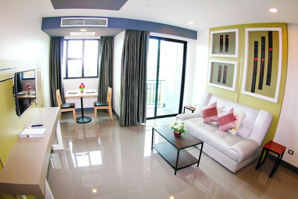 Junior Double Room, Balcony, Garden View