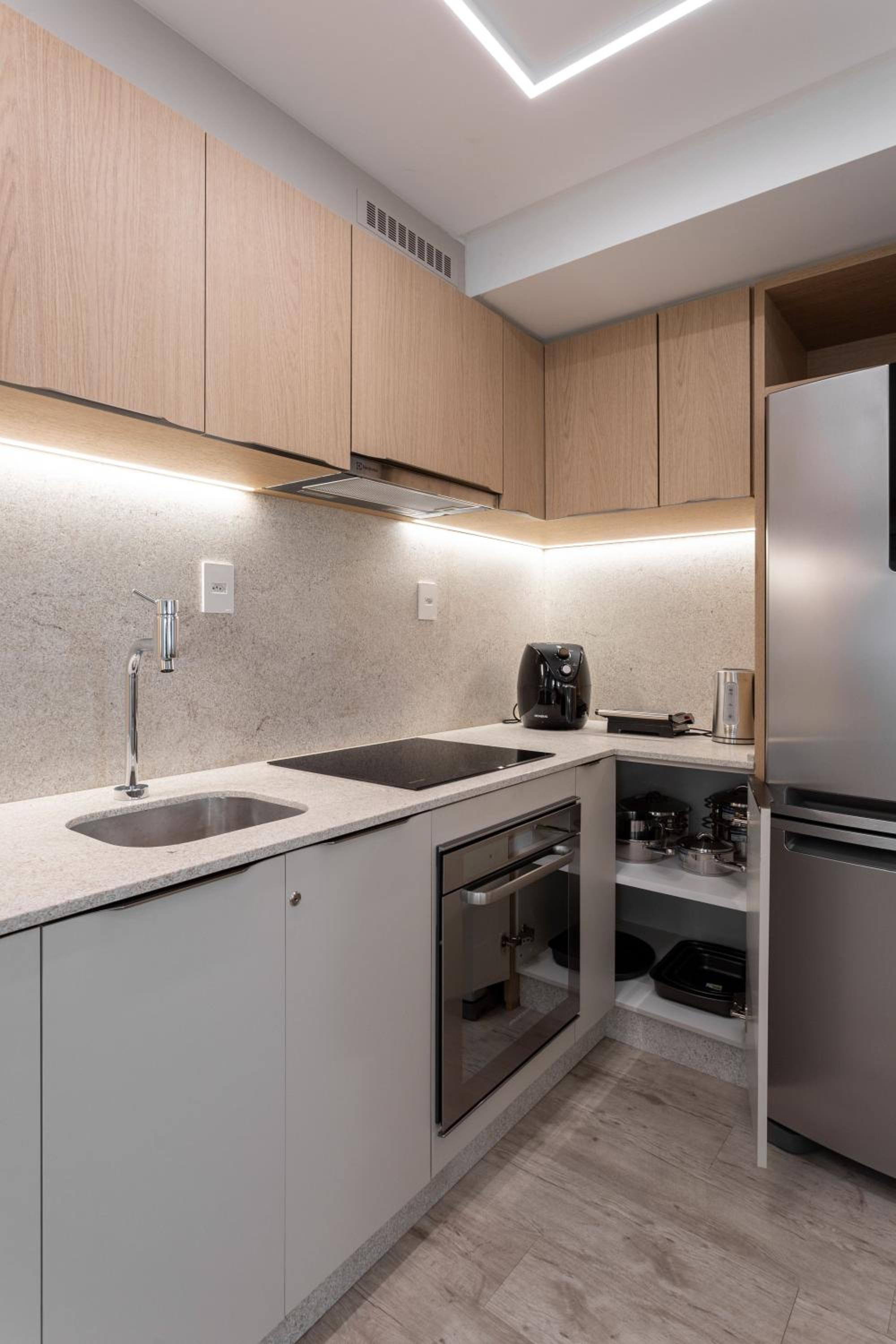Three-Bedroom Deluxe Apartment