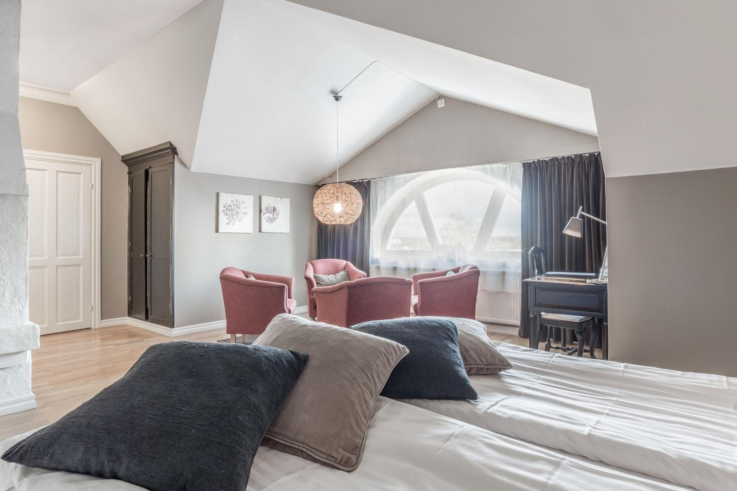 Mini Suite