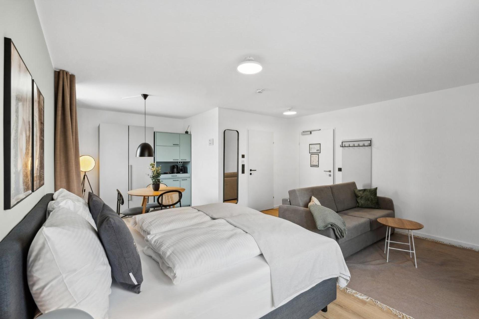 Queen Room with Sofa Bed